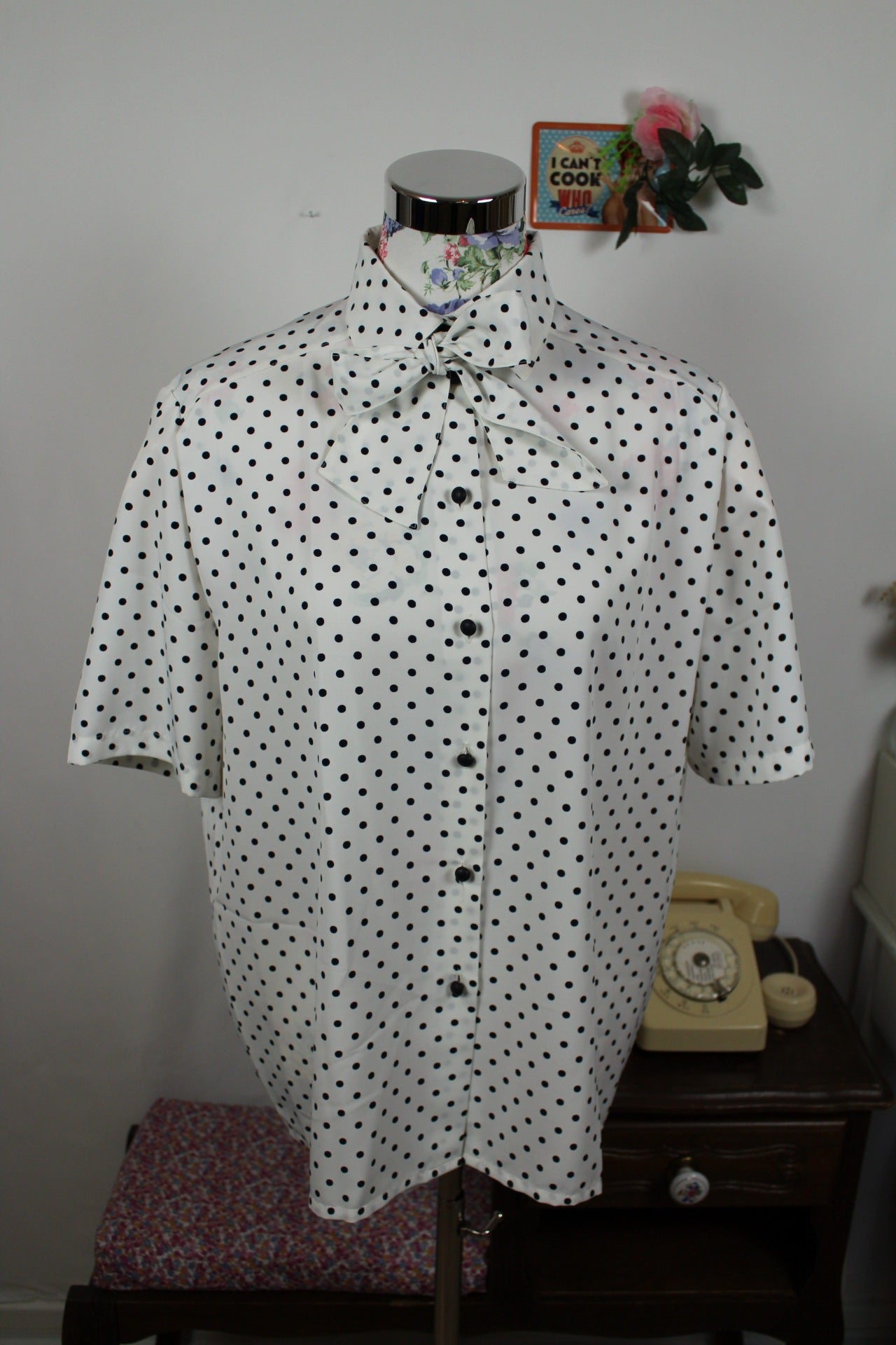 🌸🍒Blouse à pois vintage 80/90s - Devernois Paris chic  - col lavallière 🍒🌸