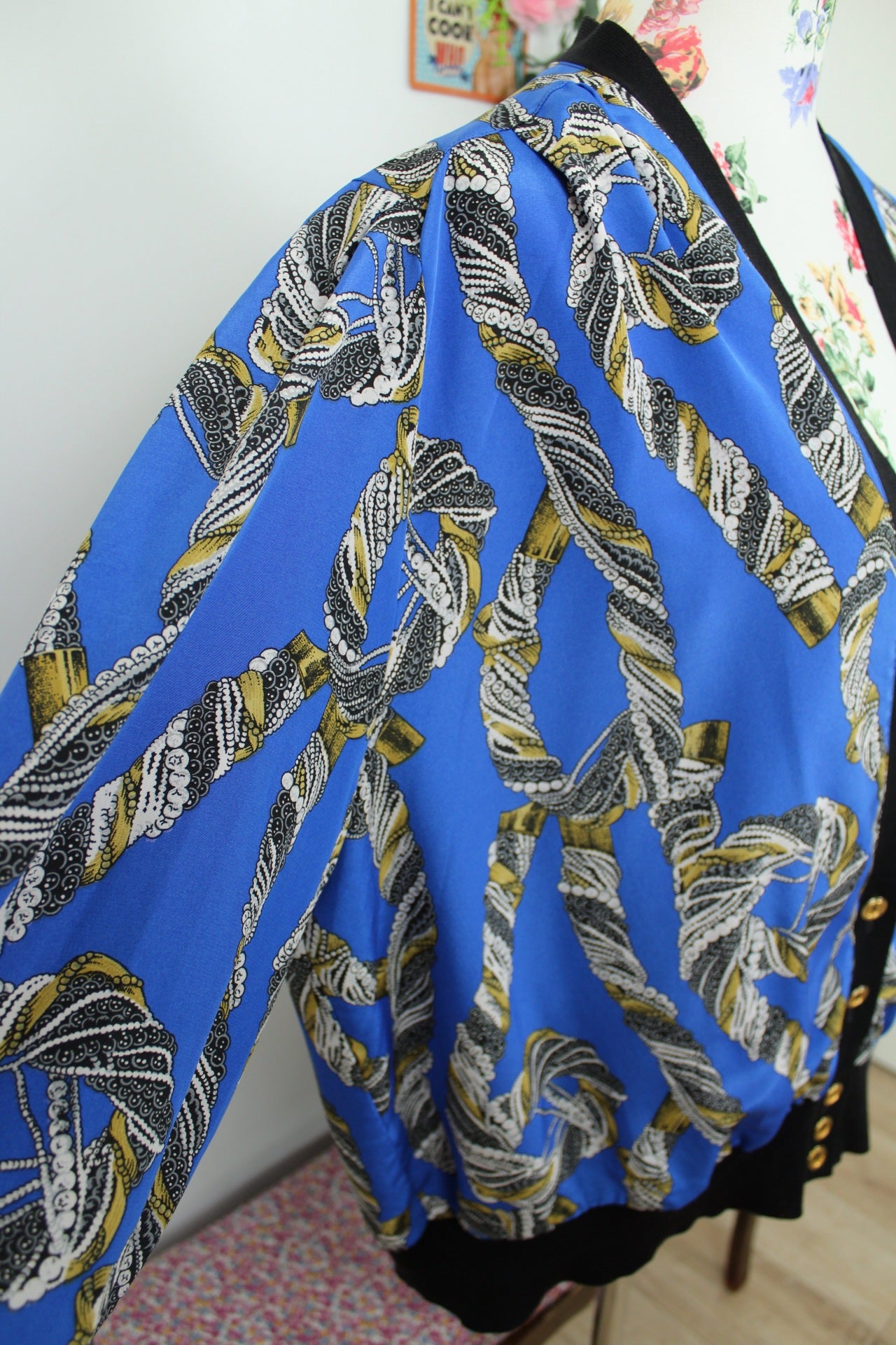 🌸🍒Veste/cardigan vintage 80's motif foulard chaînes - bourgeois chic/baroque - Taille 46 à 50🍒🌸