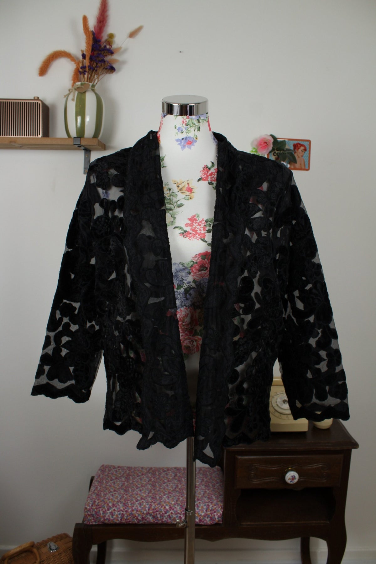 Cardigan noir transparent vintage années 80 dentelle fleurie baroque dark romantique gothique - Taille 42/44