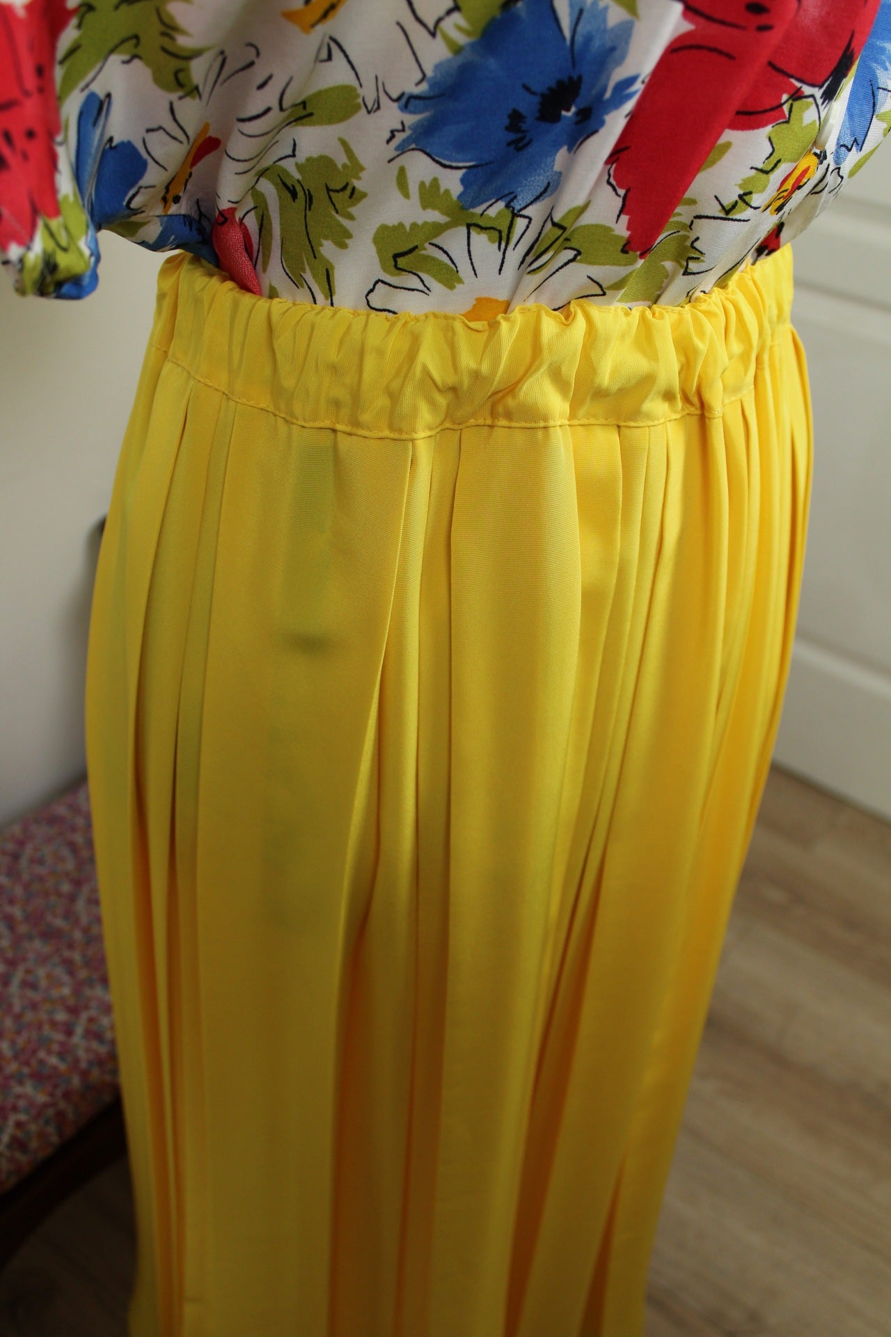 🌸🍒Jupe vintage années 80 plissée jaune ensoleillé pin-up - Taille 36/38🍒🌸