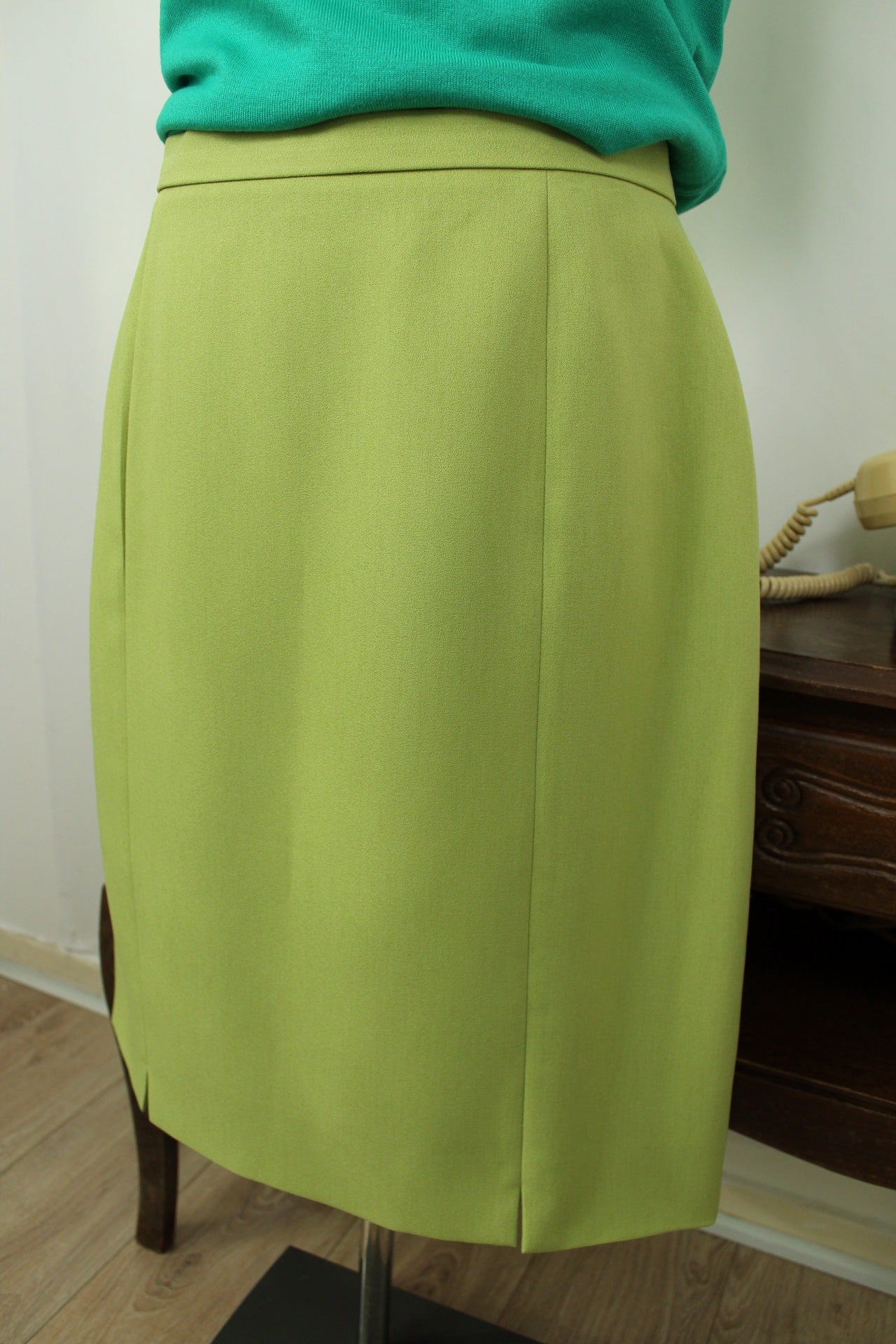 🌸🍒Jupe vintage 80's vert lumineux longueur genoux - Taille 42🍒🌸