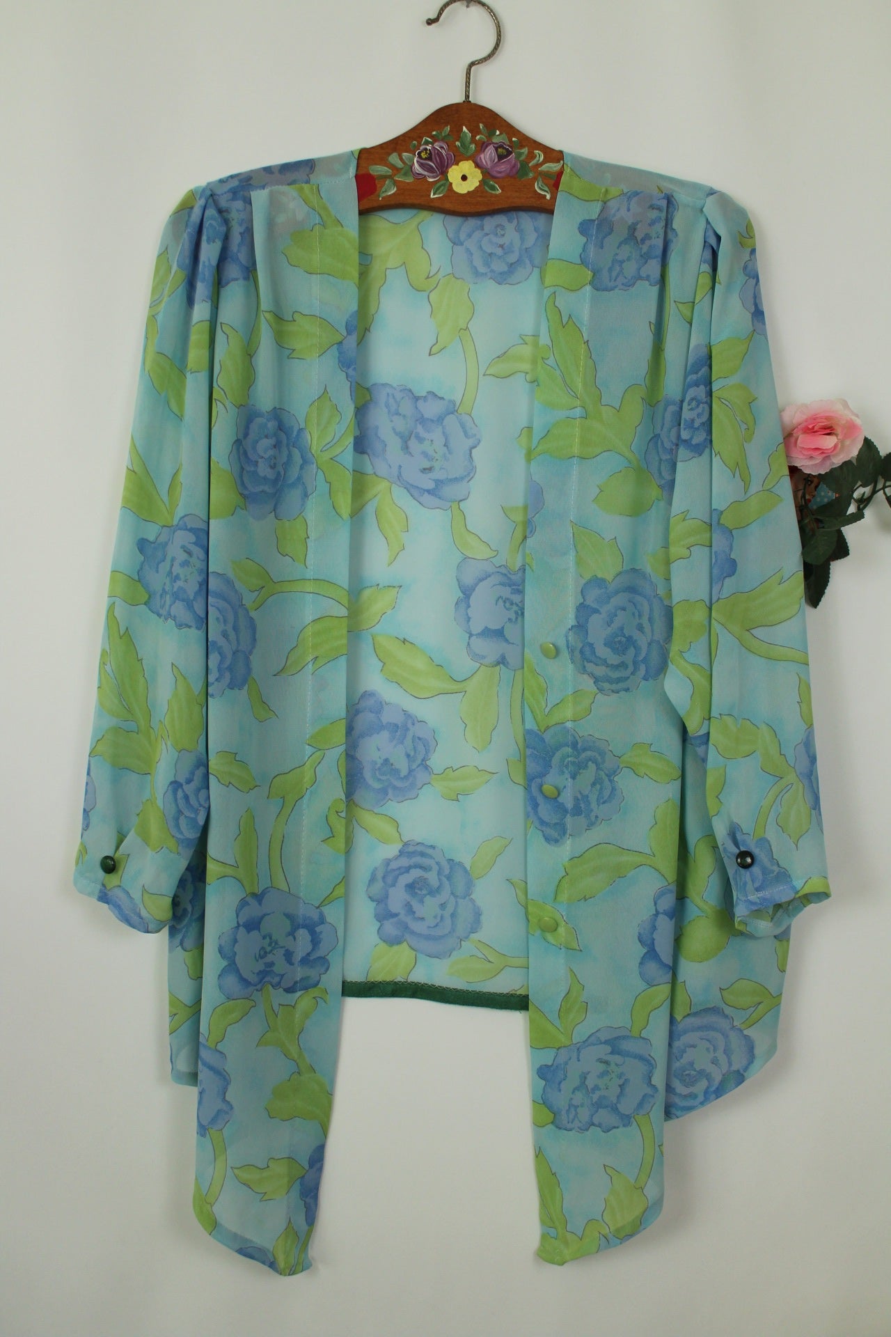 🌸🍒Cardigan léger vintage 90's fait main - fleurs tons pastel - pièce unique - Taille 40 à 44🍒🌸