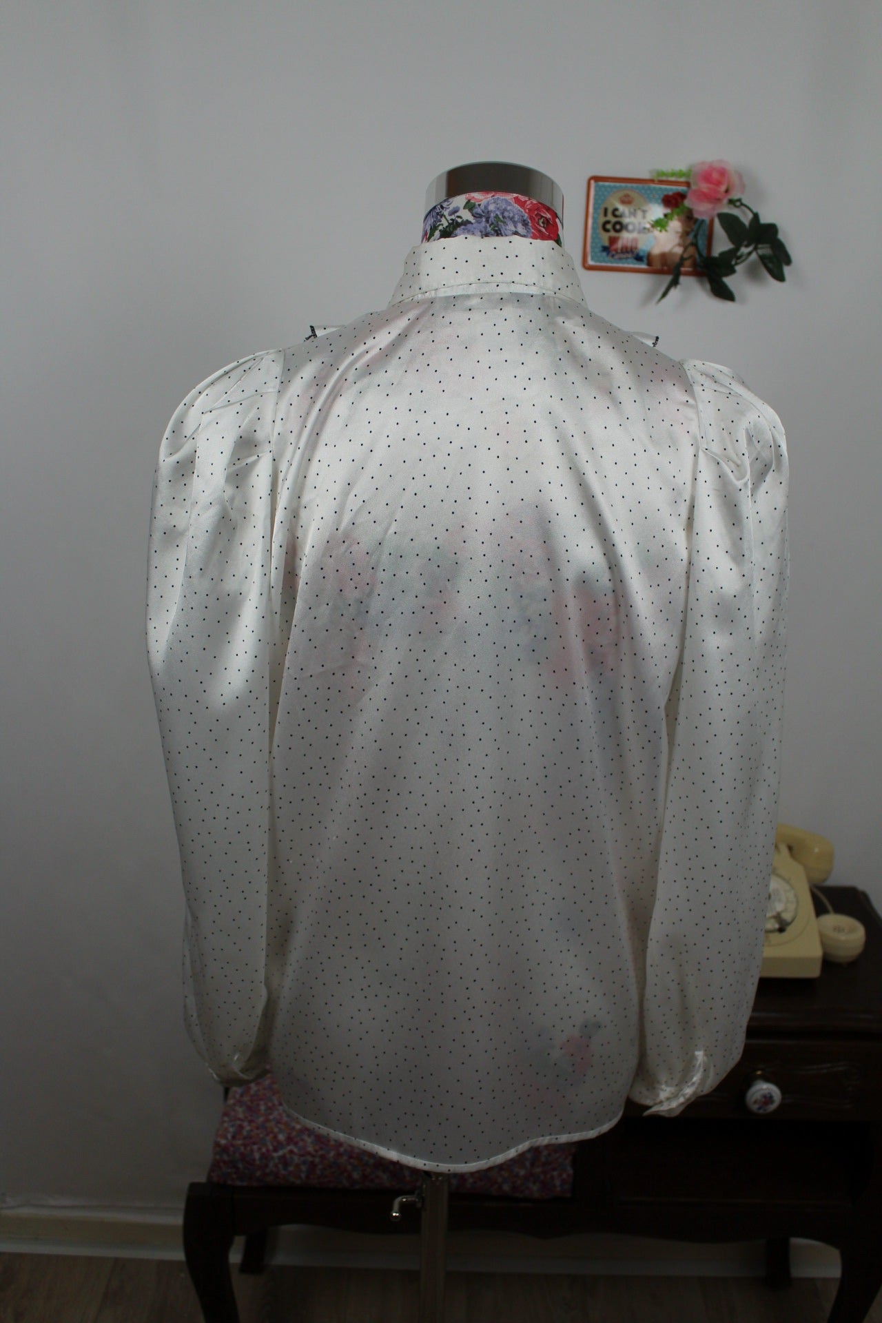 🌸🍒Chemise vintage à volants Daniel Duval Paris 80's - pois noir & satin - Taille 40🌸🍒