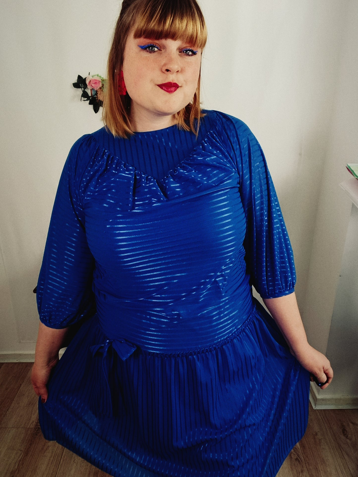 🌸🍒Robe vintage 70/80s bleue fluide à bandes satinées - Taille 40 à 44🍒🌸