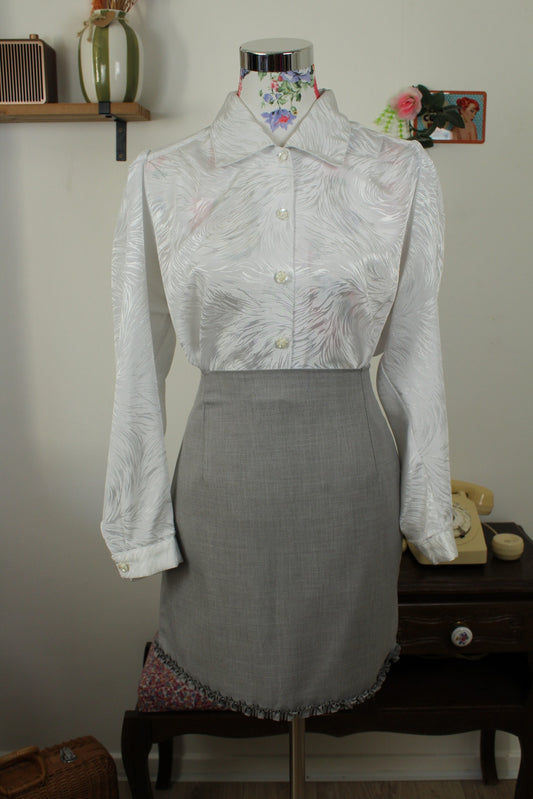 Chemise vintage blanche satinée années 80/90 - chic boutons en forme de roses - Taille 40/42
