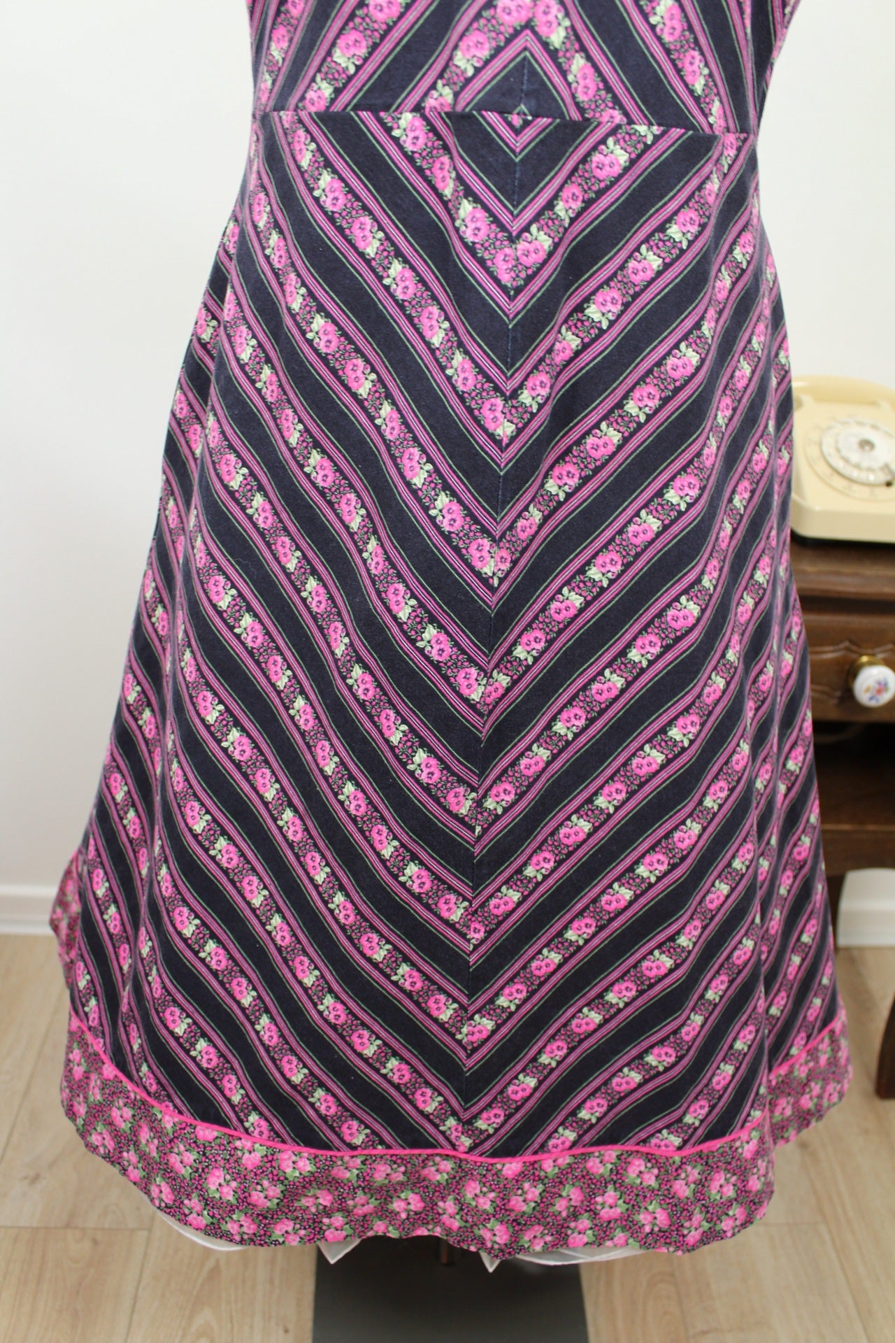 🌸🍒Robe vintage bohème folk 70's chevron fleurie rose fuchsia - T.38🍒🌸