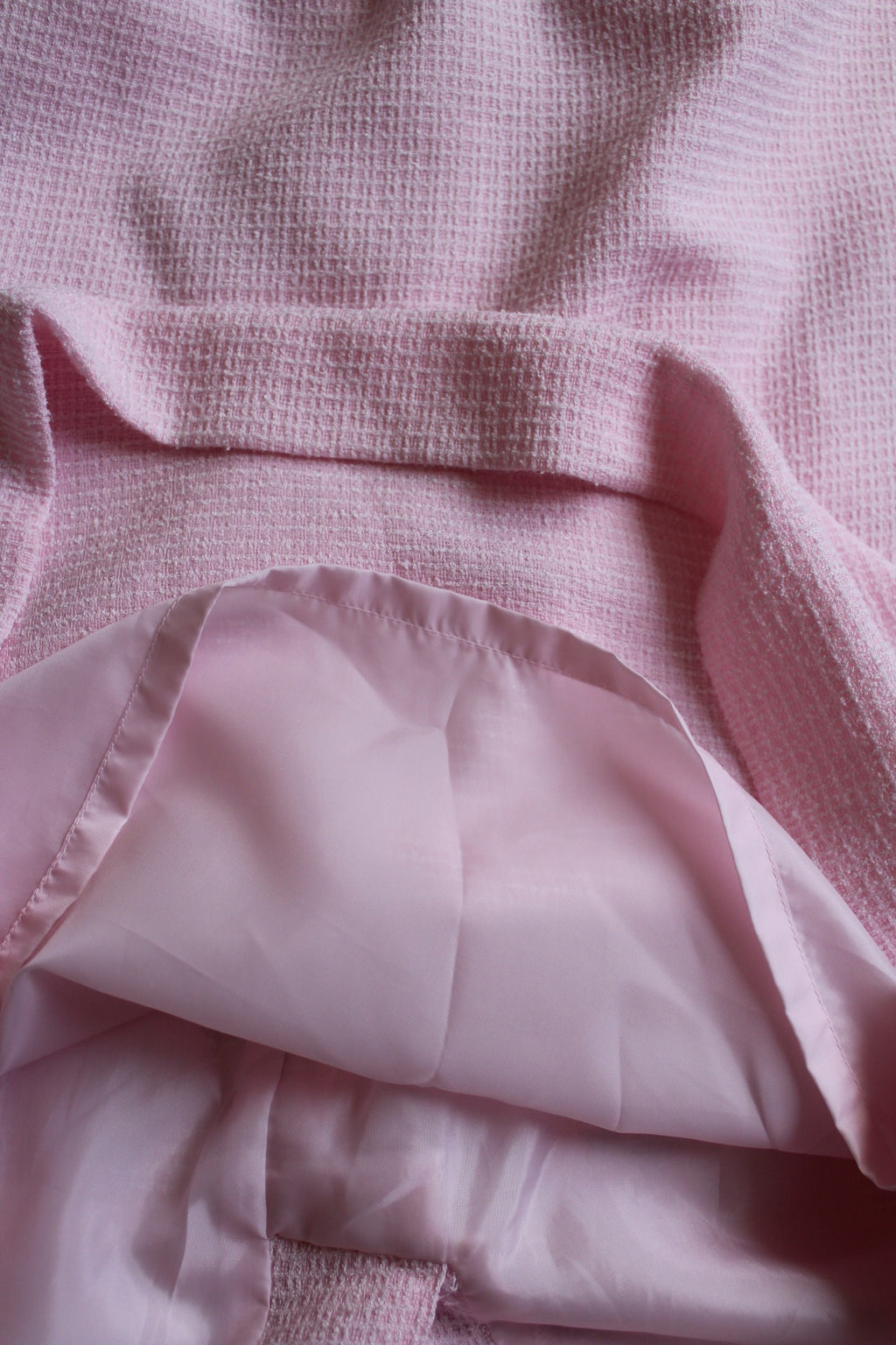 🌸 Ensemble jupe + veste preppy vintage 80's rose poudré - perles nacrées & boutons dorés🍒