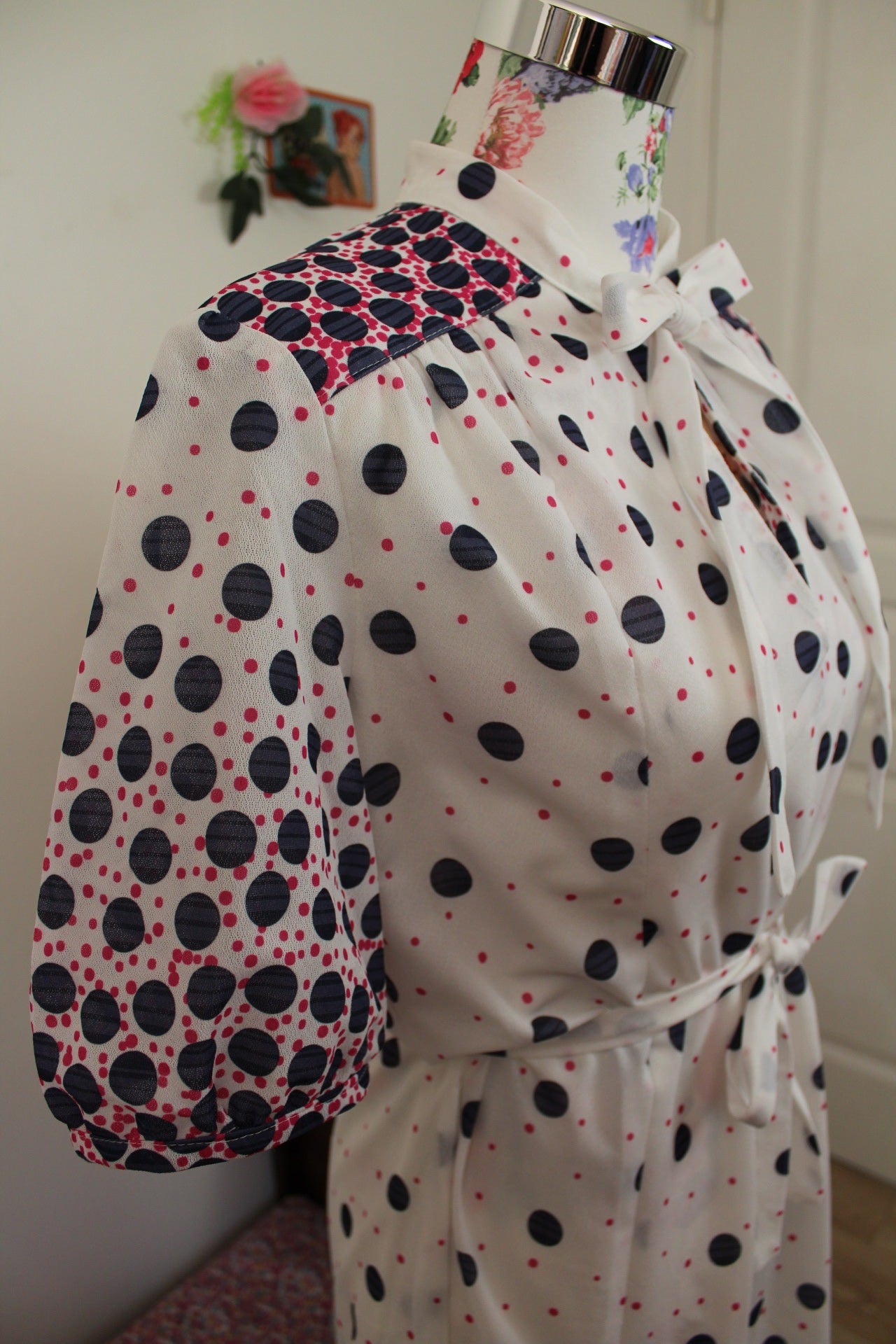 🌸🍒Robe vintage 70/80's col lavallière pois graphiques avec effet dégradé - Taille 40 - petit 42🍒🌸