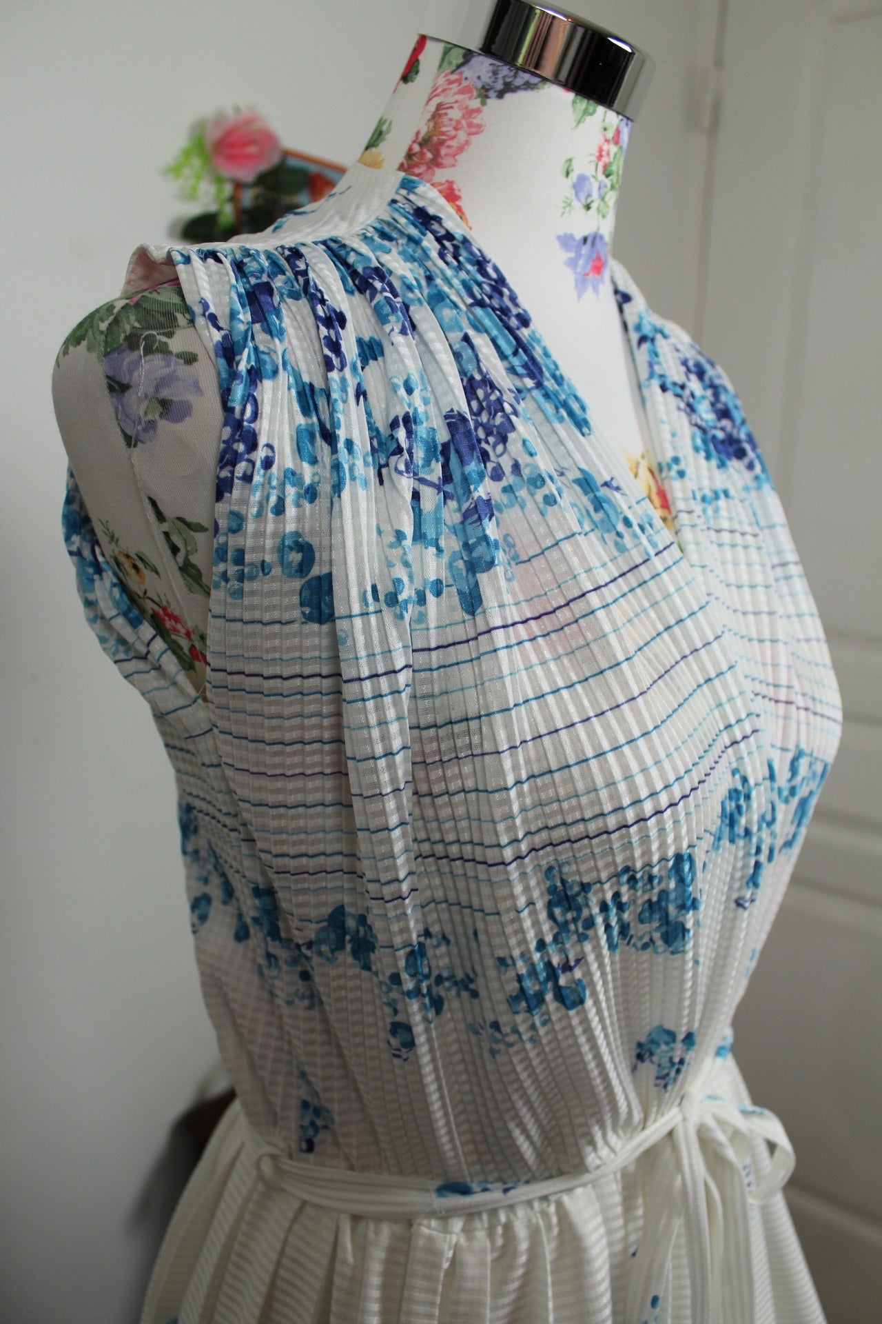 🌸🍒Robe plissée vintage 60/70's - motifs bulles d'eau - coupe pin-up esprit Marilyn - Taille 42/44🍒🌸