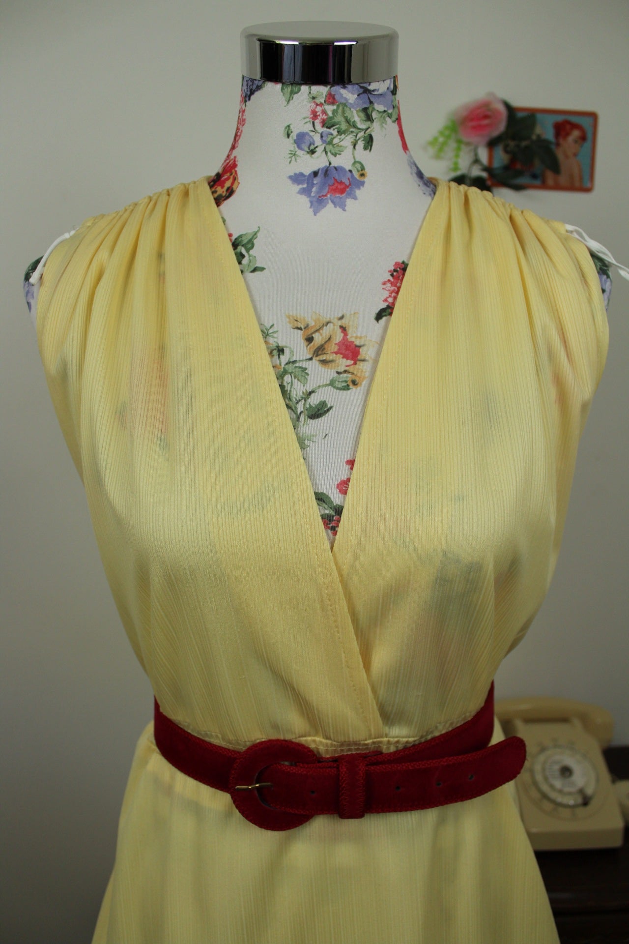 🌸🍒Robe vintage 80/90's drapée jaune crème & coupe empire - Taille 40🍒🌸