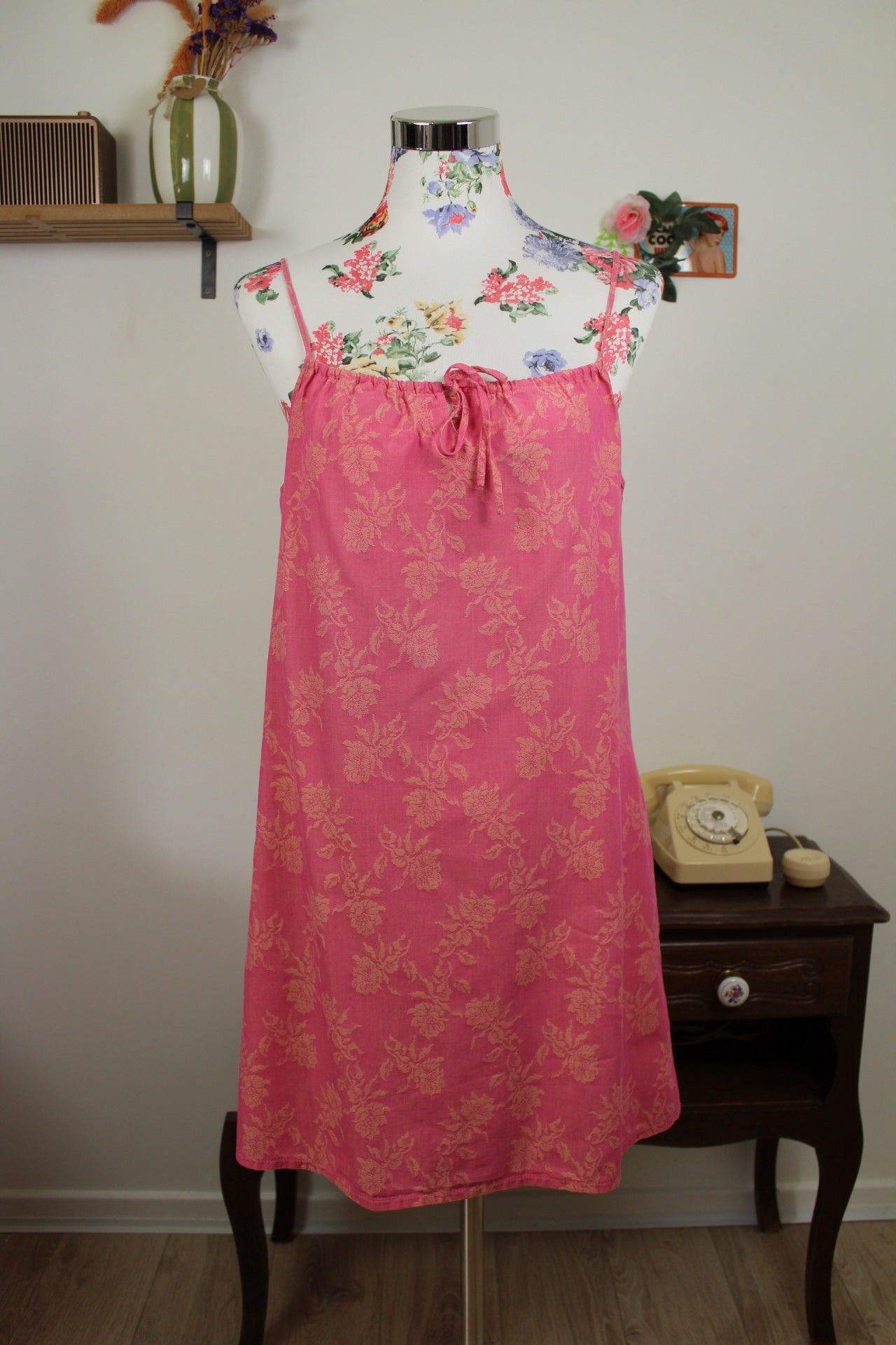 🌸🍒Robe vintage 90's Etam rose bonbon & fleurs en relief - 100% coton - Taille 38🍒🌸