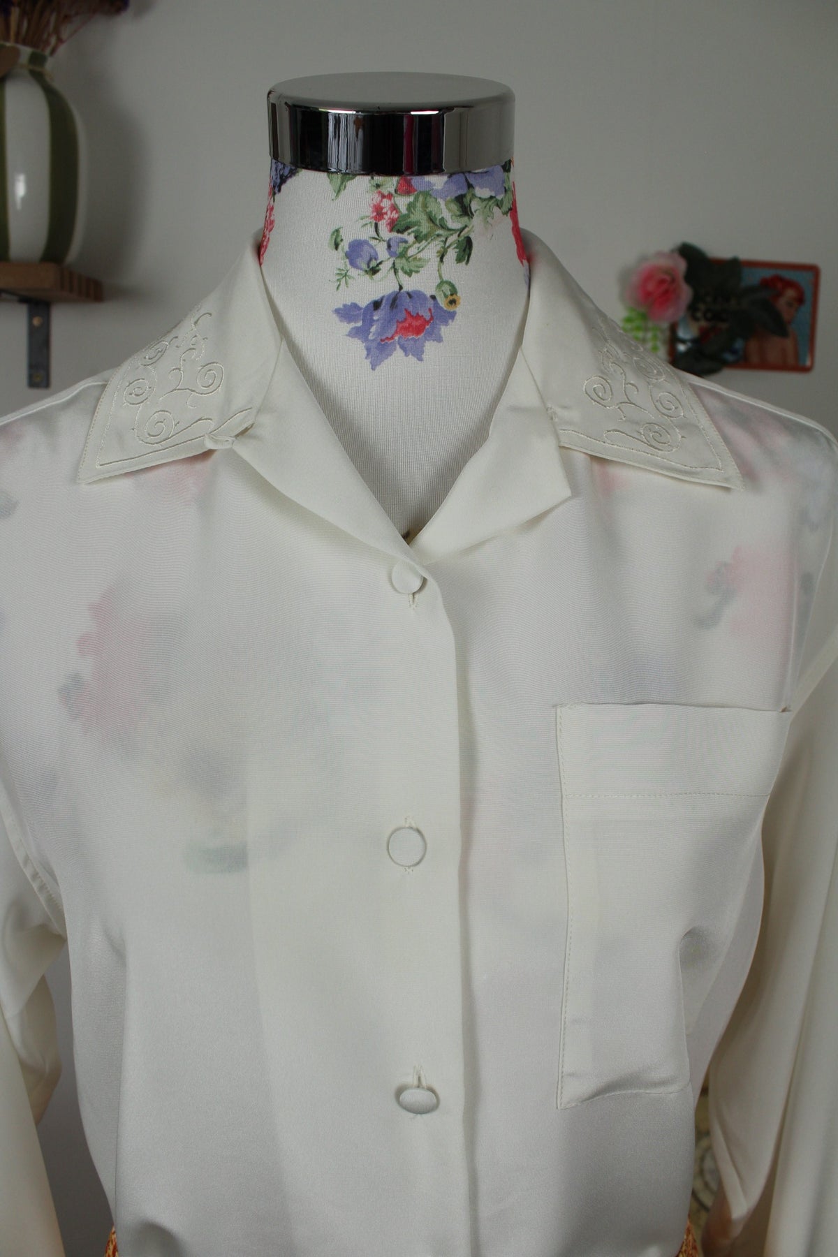 Chemise vintage années 80 blanche satinée col brodé romantique Ralph Luigi - Taille 40/42