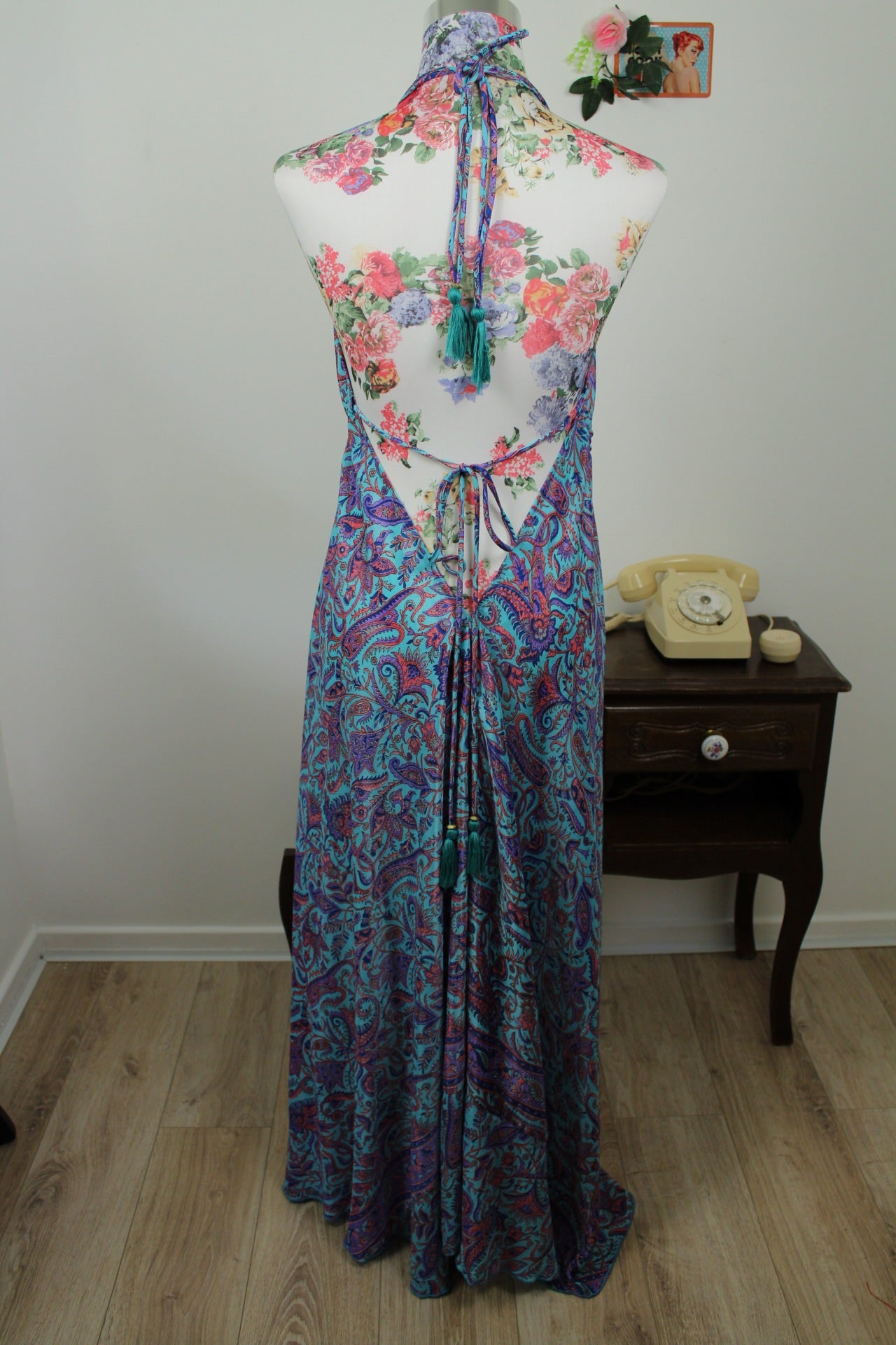 🌸🍒Robe longue en soie summer vives turquoise, paisley & fleurs stylisées - Taille 40/42🍒🌸