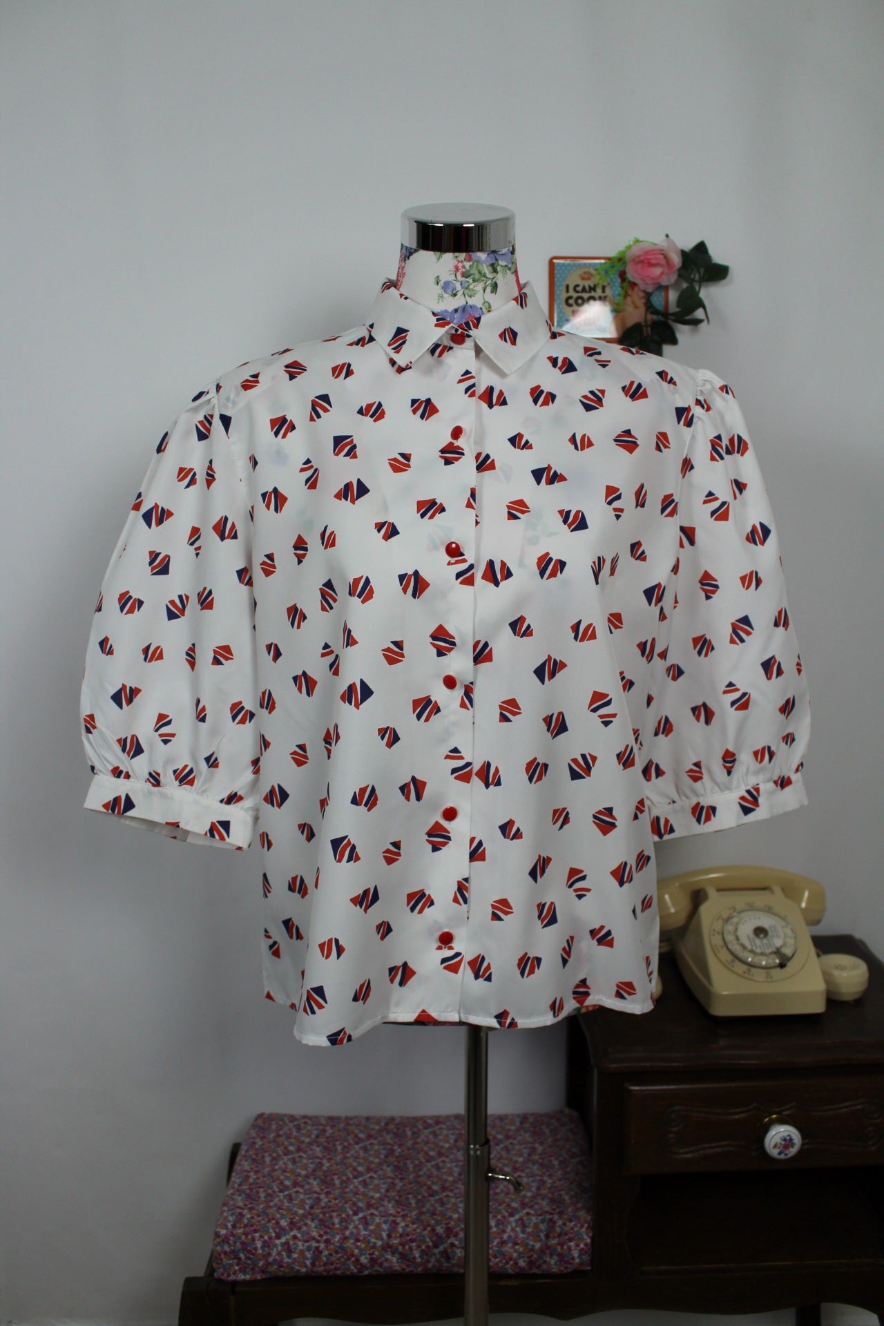 🌸🍒Chemisier vintage 80's blanc motifs géométriques - manches bouffantes - Taille 40/42