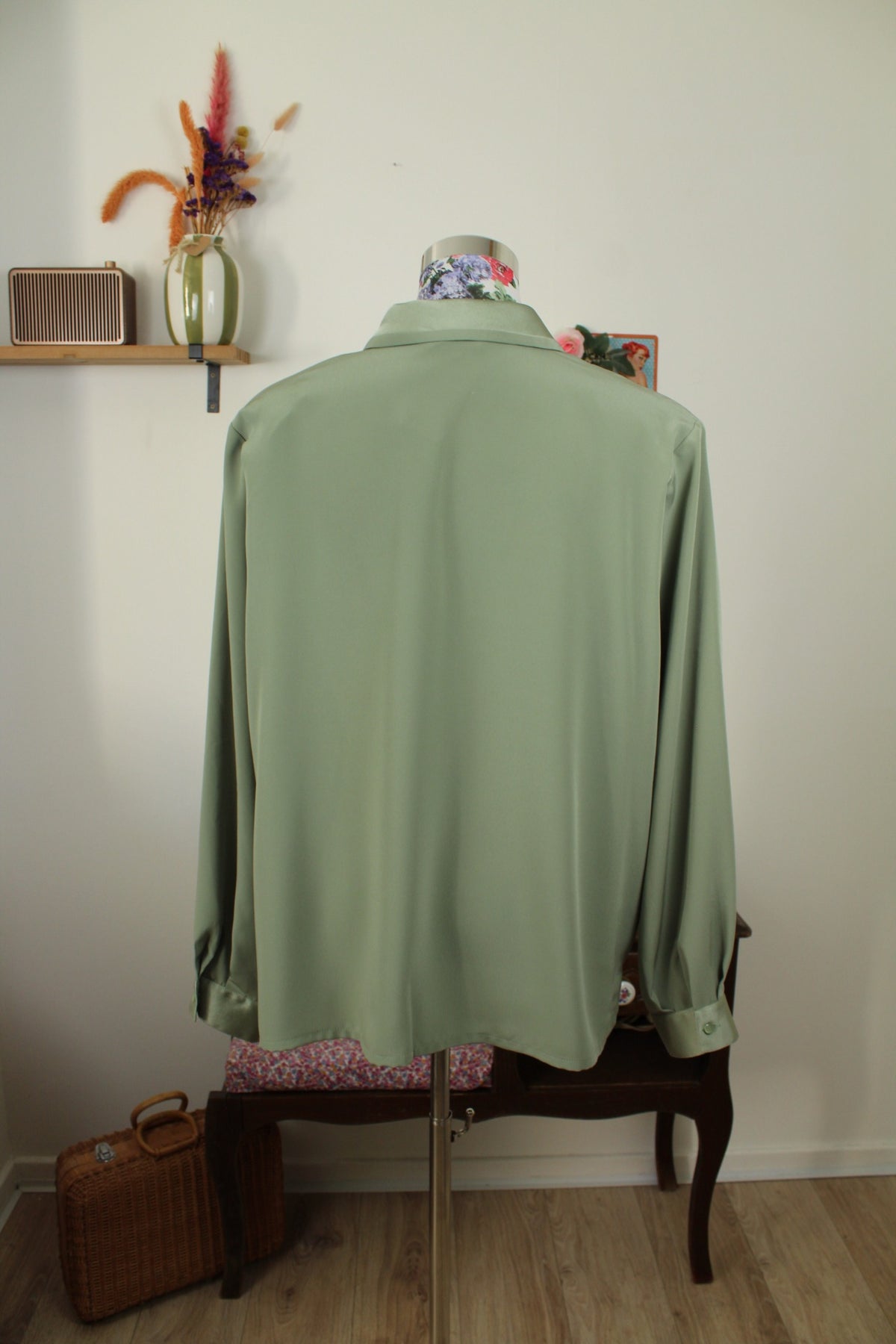 Chemise vintage années 80/90 vert sauge satinée - chic made in France - Taille 46/48