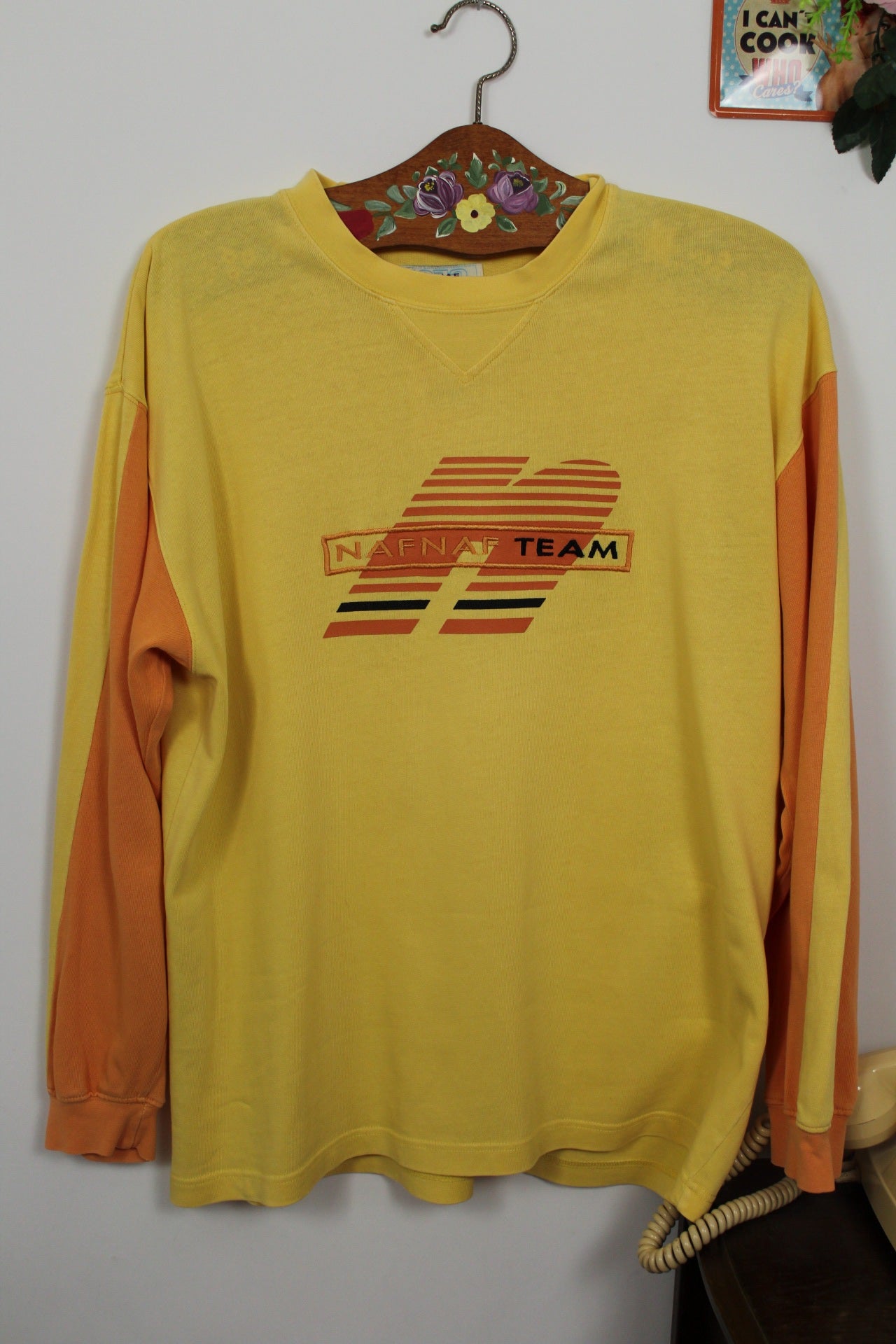 🌸🍒Sweat Naf Naf vintage 90's orange et jaune vif - 100% coton - Taille 40 à 44🍒🌸