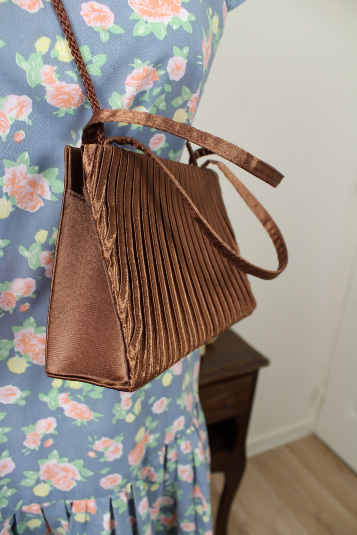 🌸🍒Sac rétro bronze plissé style pin-up chic🍒🌸