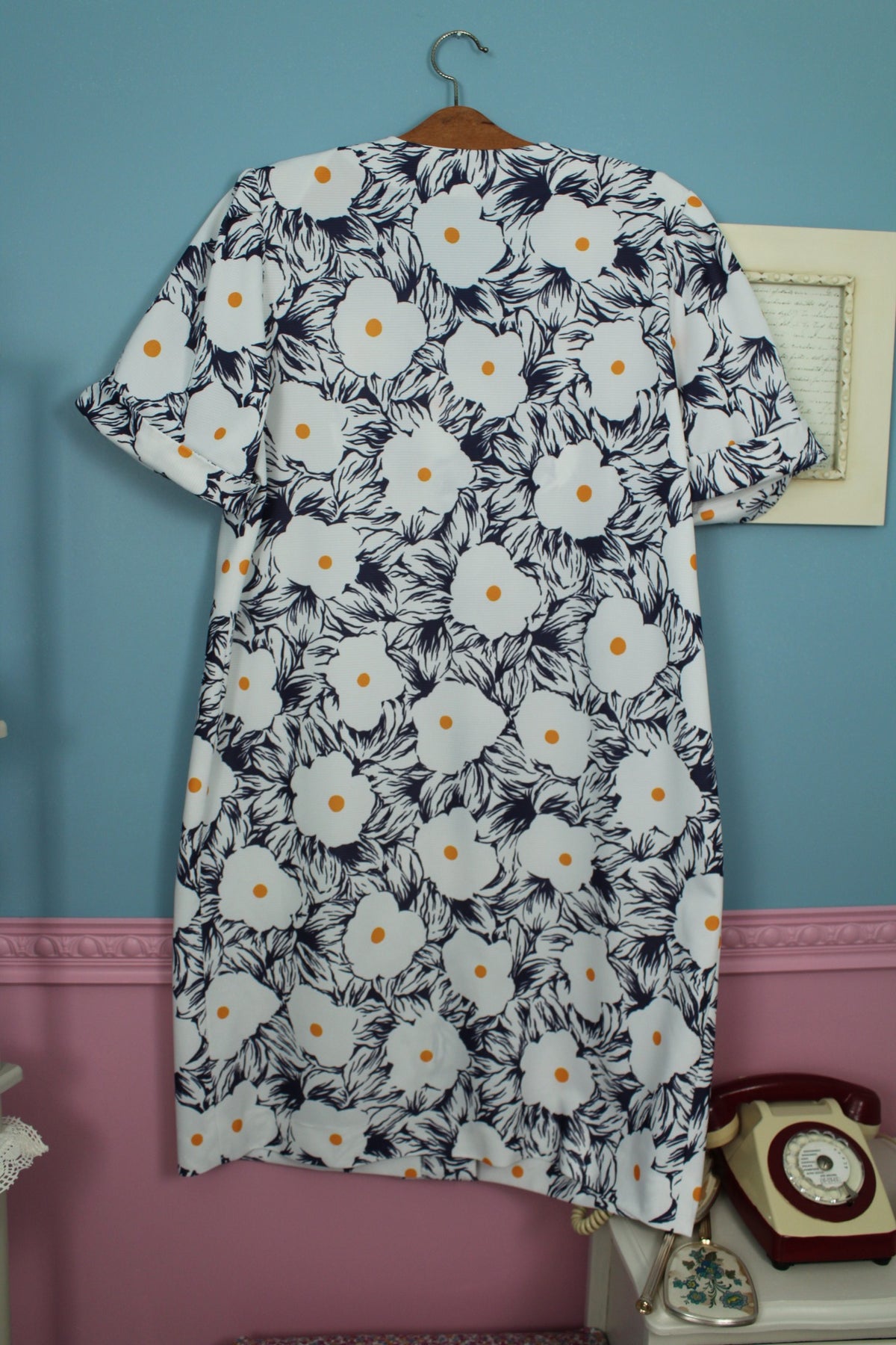 Robe vintage années 80 marguerites graphiques esprit seventies - Taille 46/48