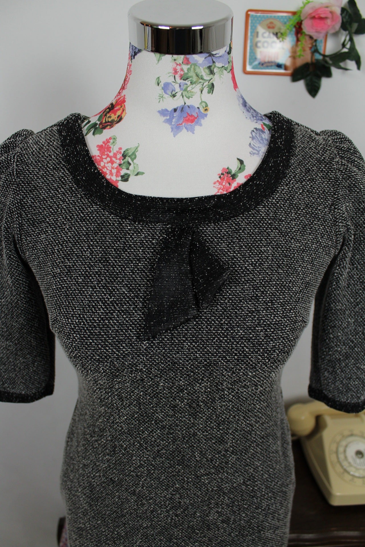 🍒🌸Robe d'hiver Bullhead Black style rétro chic - volants & col lavallière - Taille 36🌸🍒