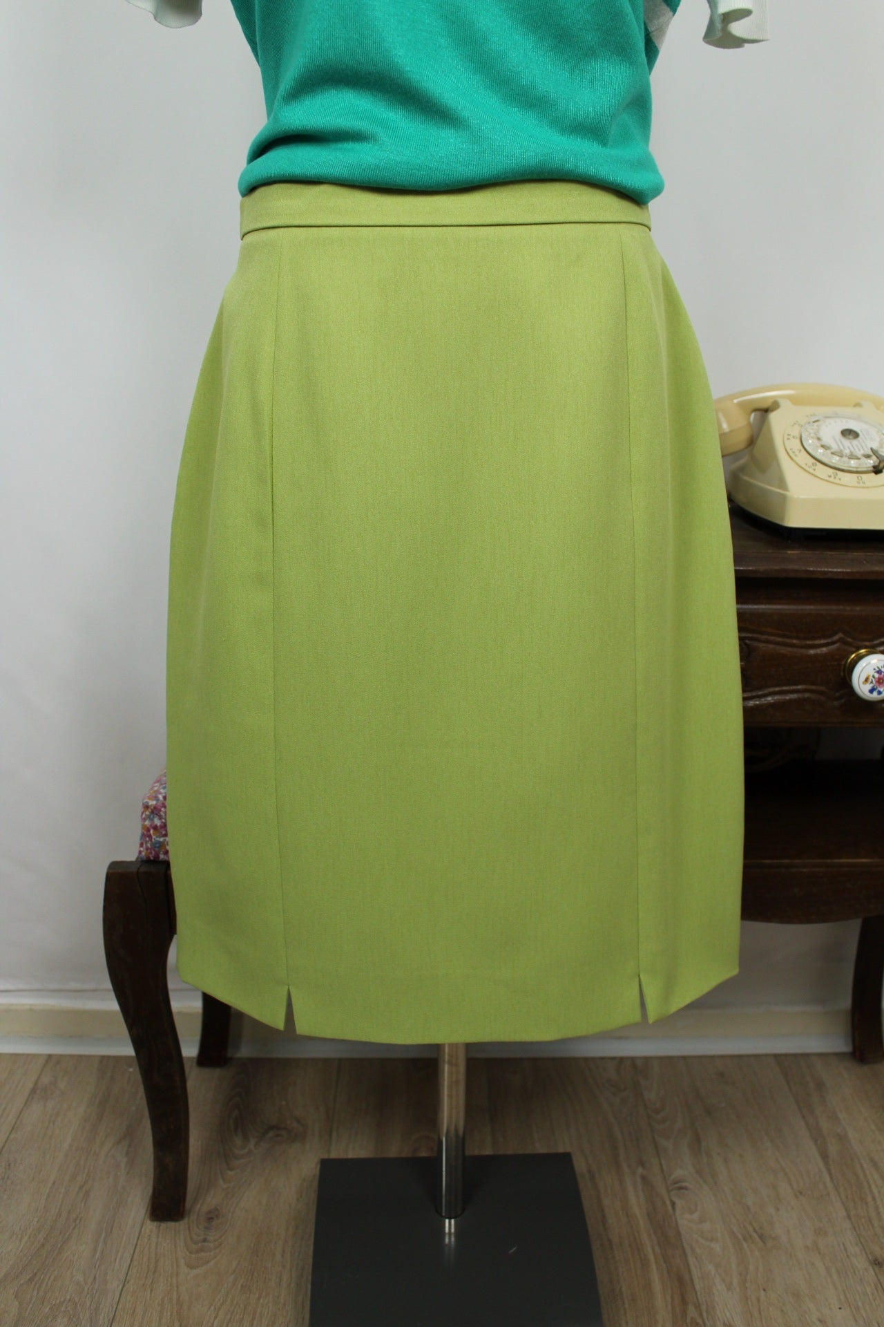🌸🍒Jupe vintage 80's vert lumineux longueur genoux - Taille 42🍒🌸