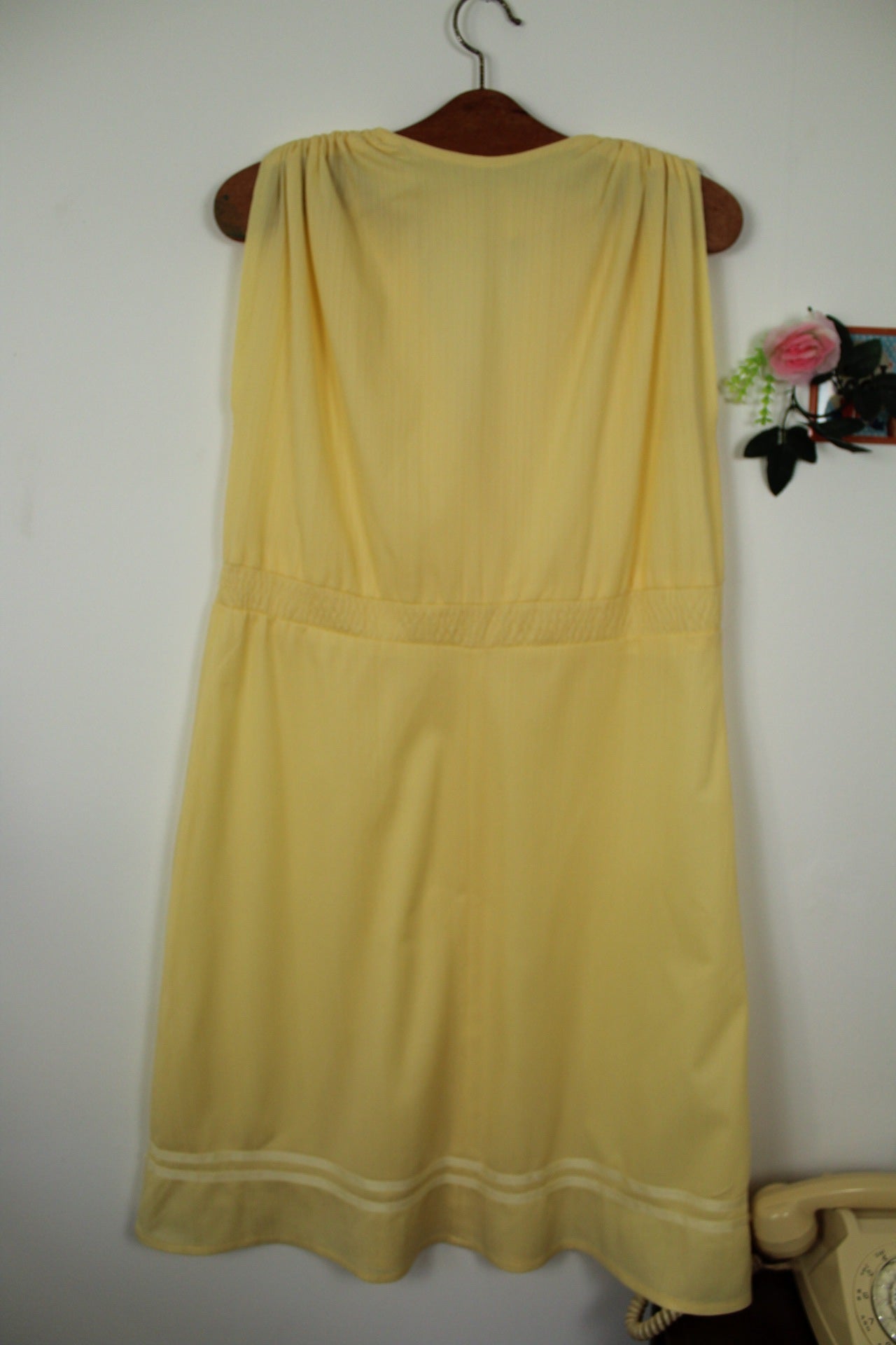 🌸🍒Robe vintage 80/90's drapée jaune crème & coupe empire - Taille 40🍒🌸