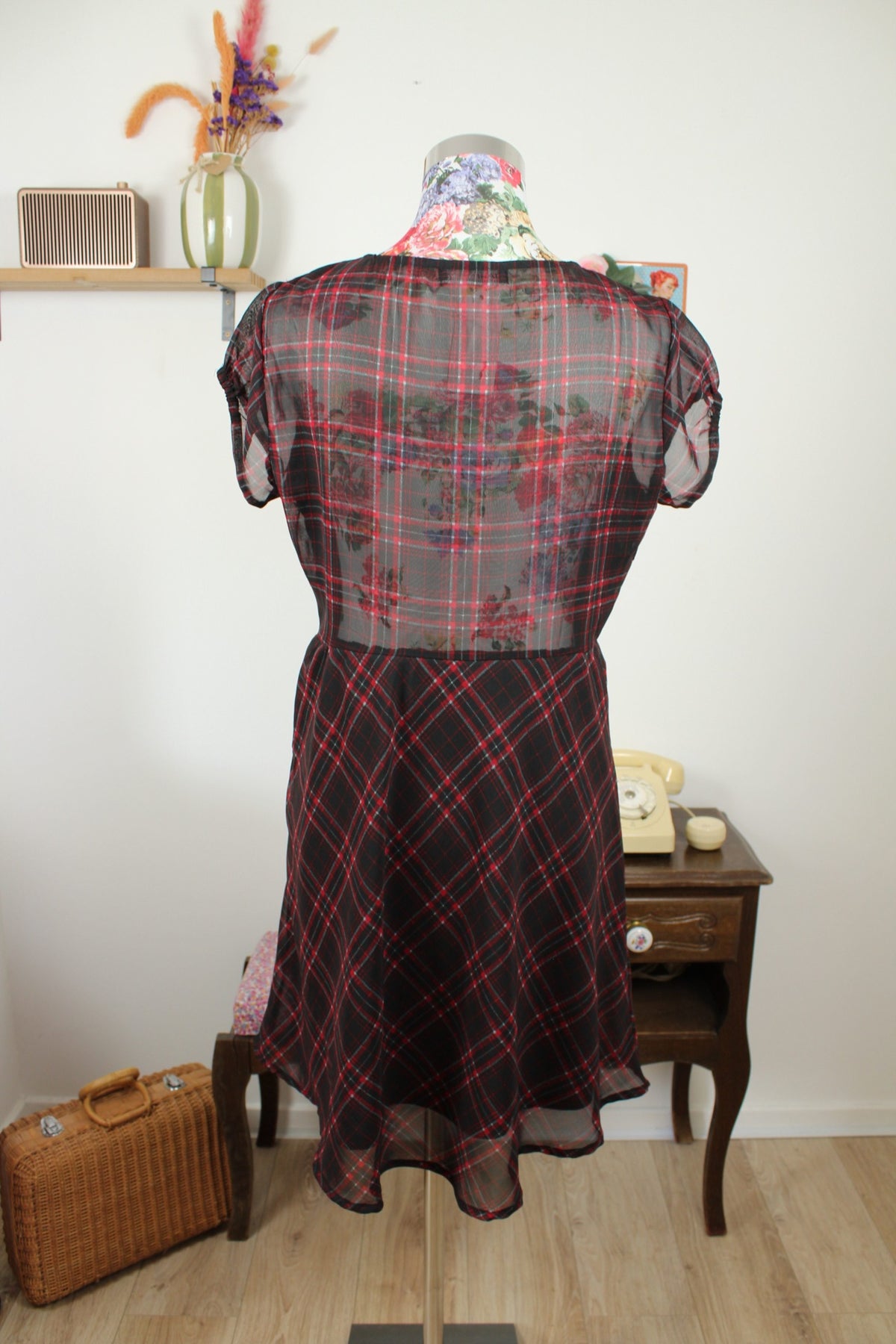 Robe vintage années  90s/2000 - carreaux oldschool pin-up rock & grunge chic - Taille 40