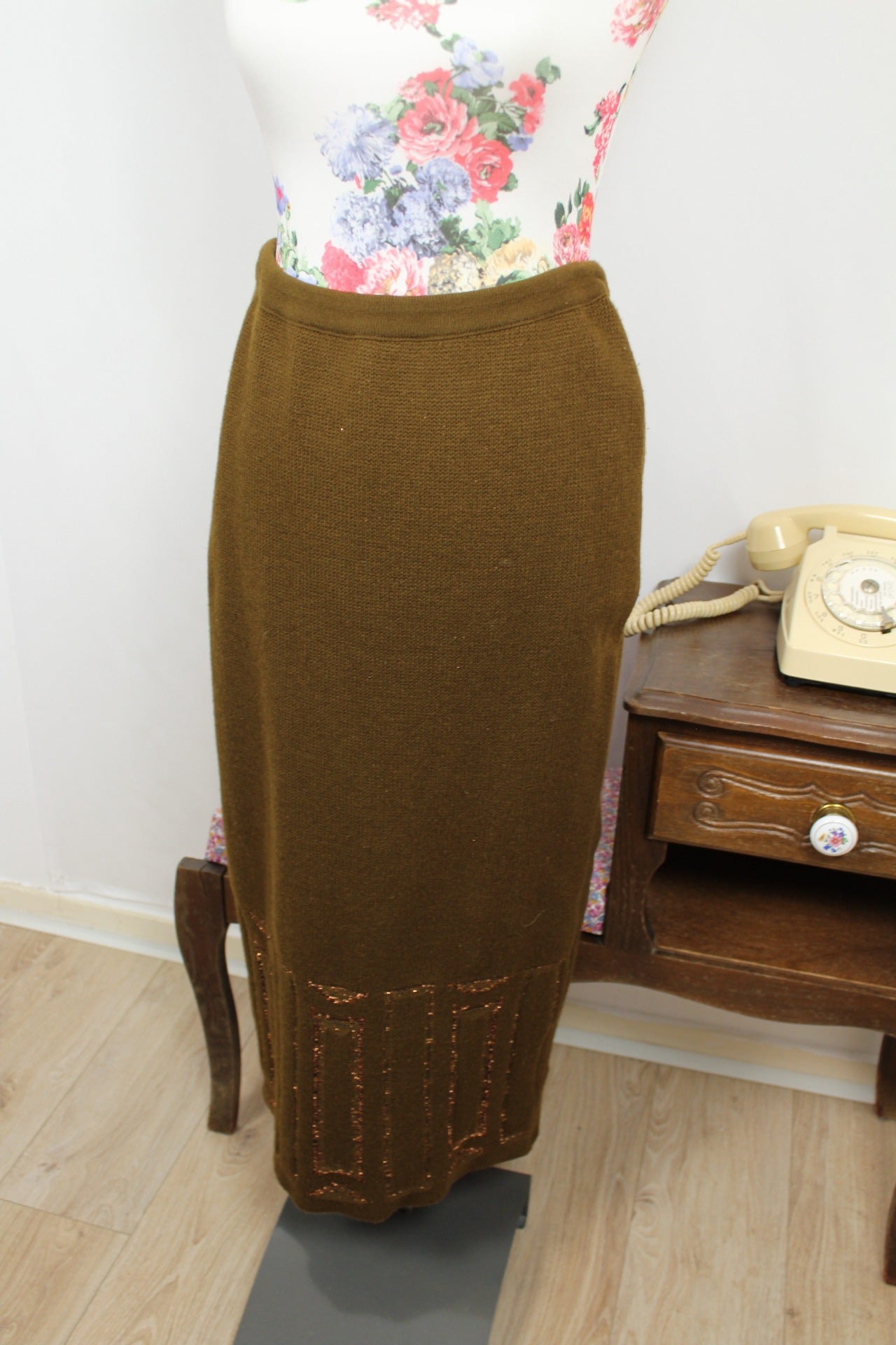 🌸🍒Jupe longue vintage 80's en laine kaki & détails pailletés cuivrés - Taille 38/40🍒🌸