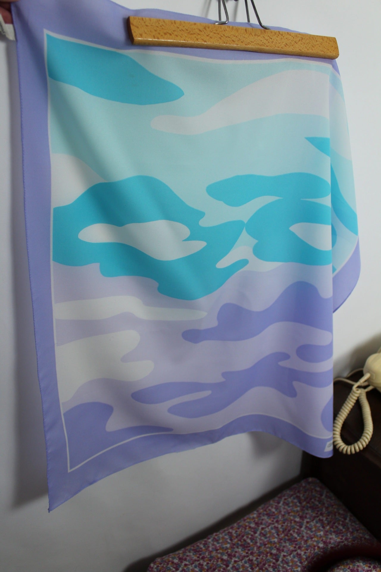🌸🍒Foulard 80/90's La Redoute Daniel Hechter Paris - lila et bleu🍒🌸