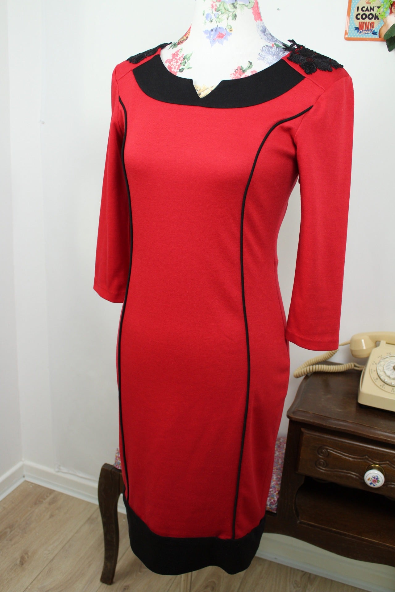 🌸🍒Robe rouge vintage 90s/2000s dentelle fleurie glam chic sexy - Taille 38🍒🌸