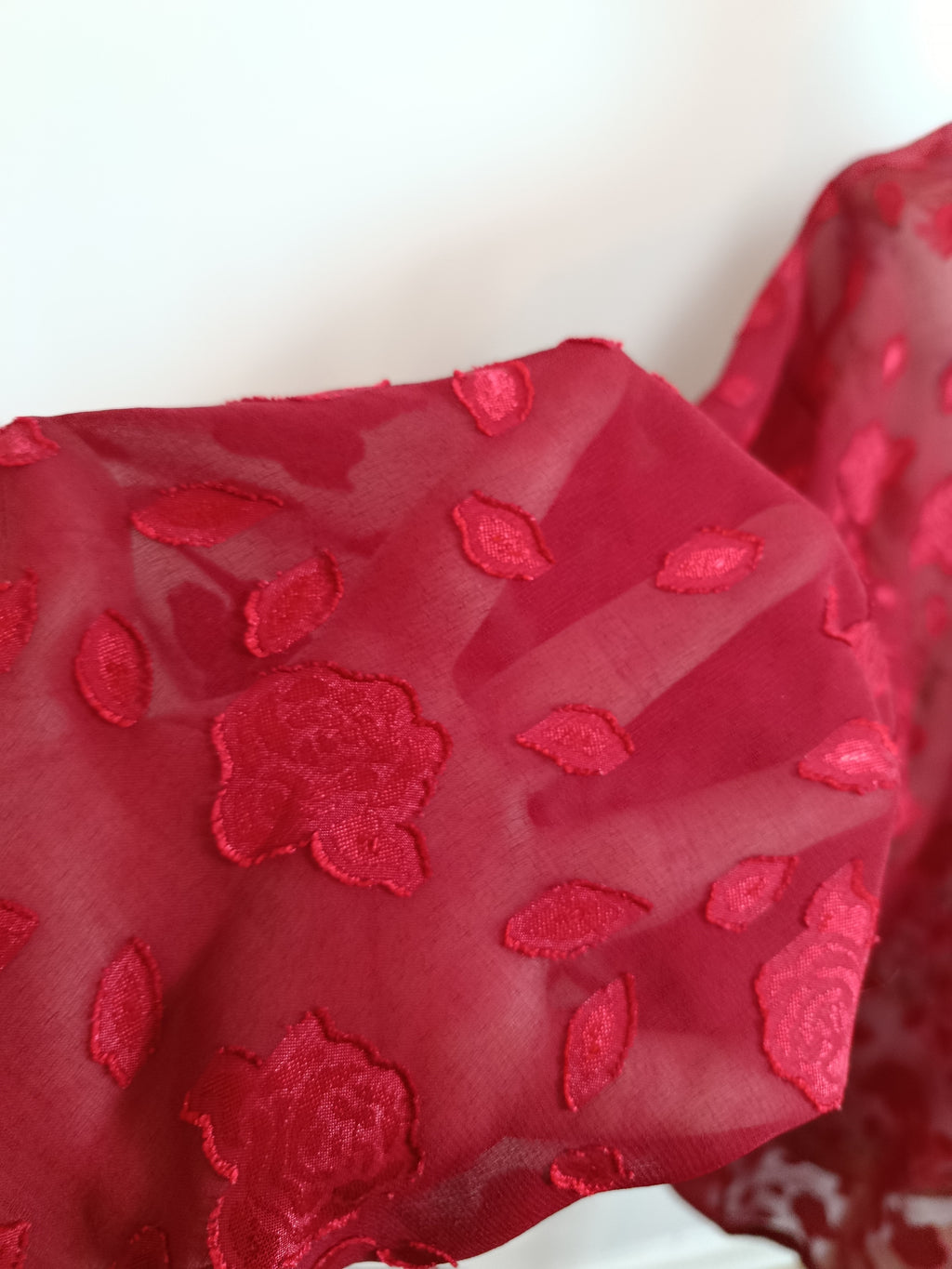 ✨Blouse vintage fleurie motifs roses et pétales - boutonnière satinée✨