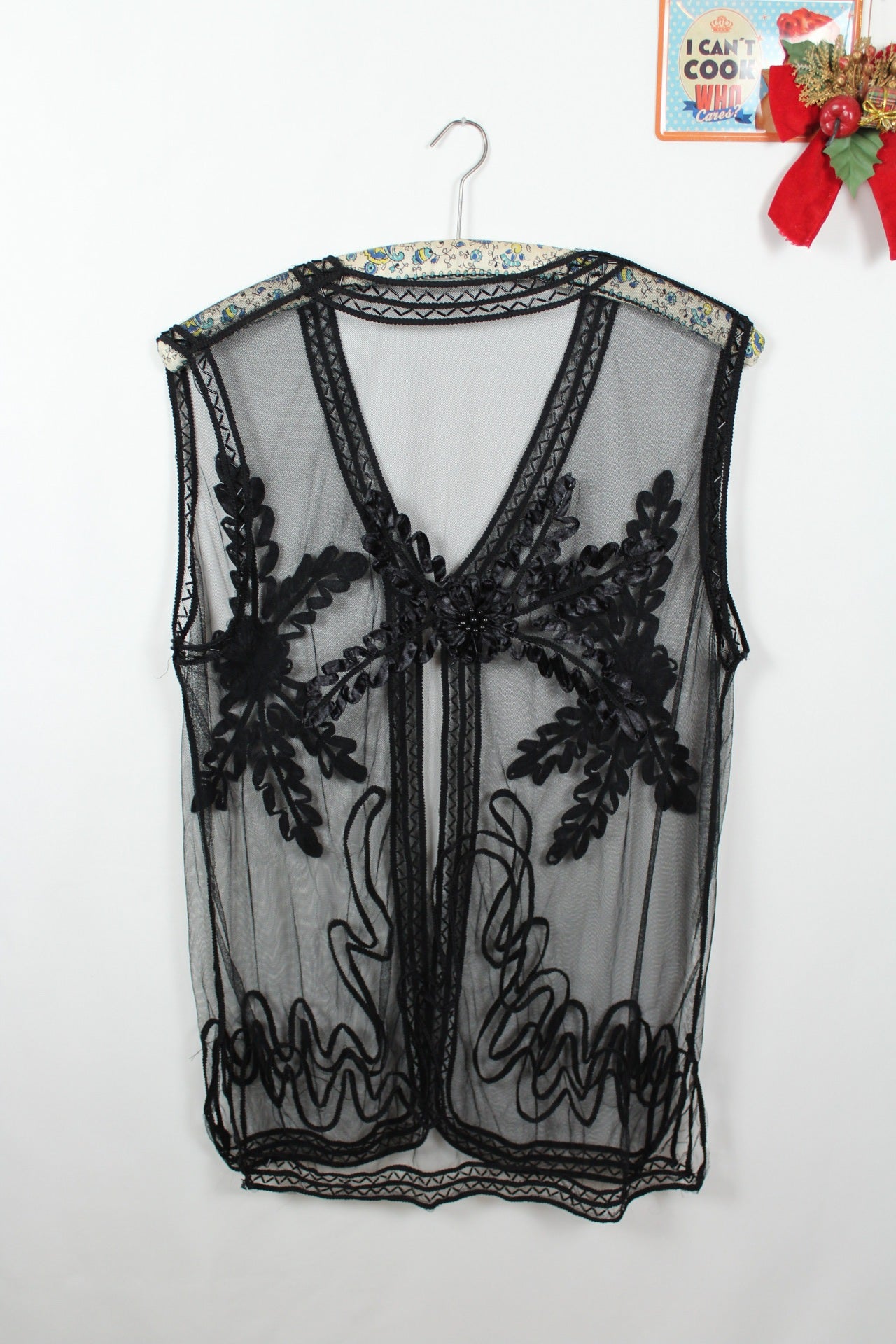 ✨Gilet noir perlé vintage 70's & fleurs en relief - fêtes & soirée esprit bohème chic✨