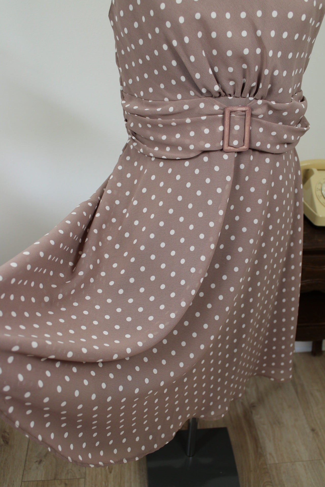 🌸🍒Robe vintage 80/90's à pois style pin-up avec ceinture intégrée - Taille 38🍒🌸