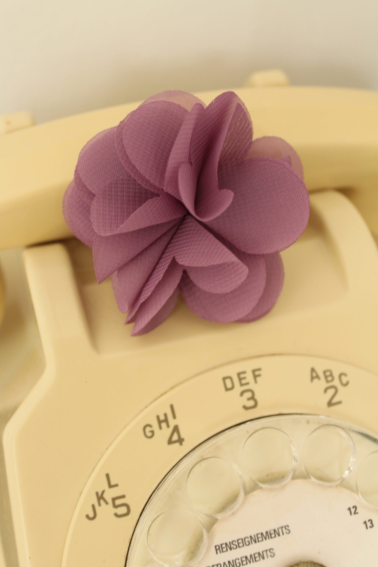 🌸🍒Pince à cheveux/broche fleurs violette - coiffure rétro🍒🌸