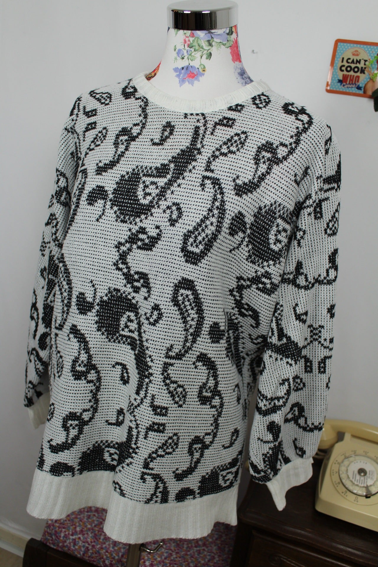 🌸🍒Pull vintage années 80 paisley graphique - noir et blanc - Taille 38 à 42🍒🌸