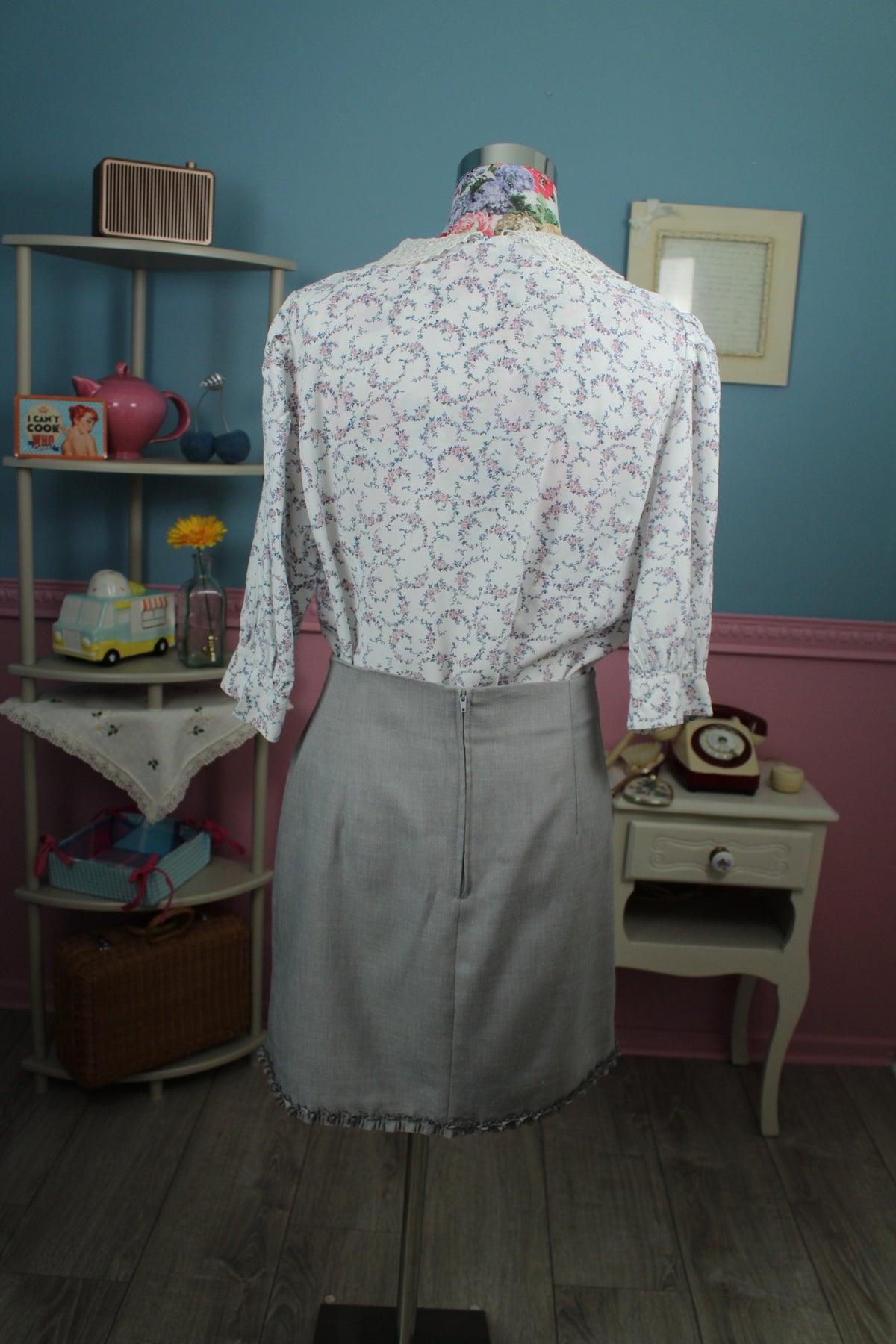 Blouse vintage col claudine en dentelle années 90 fleurie romantique - Taille 40/42