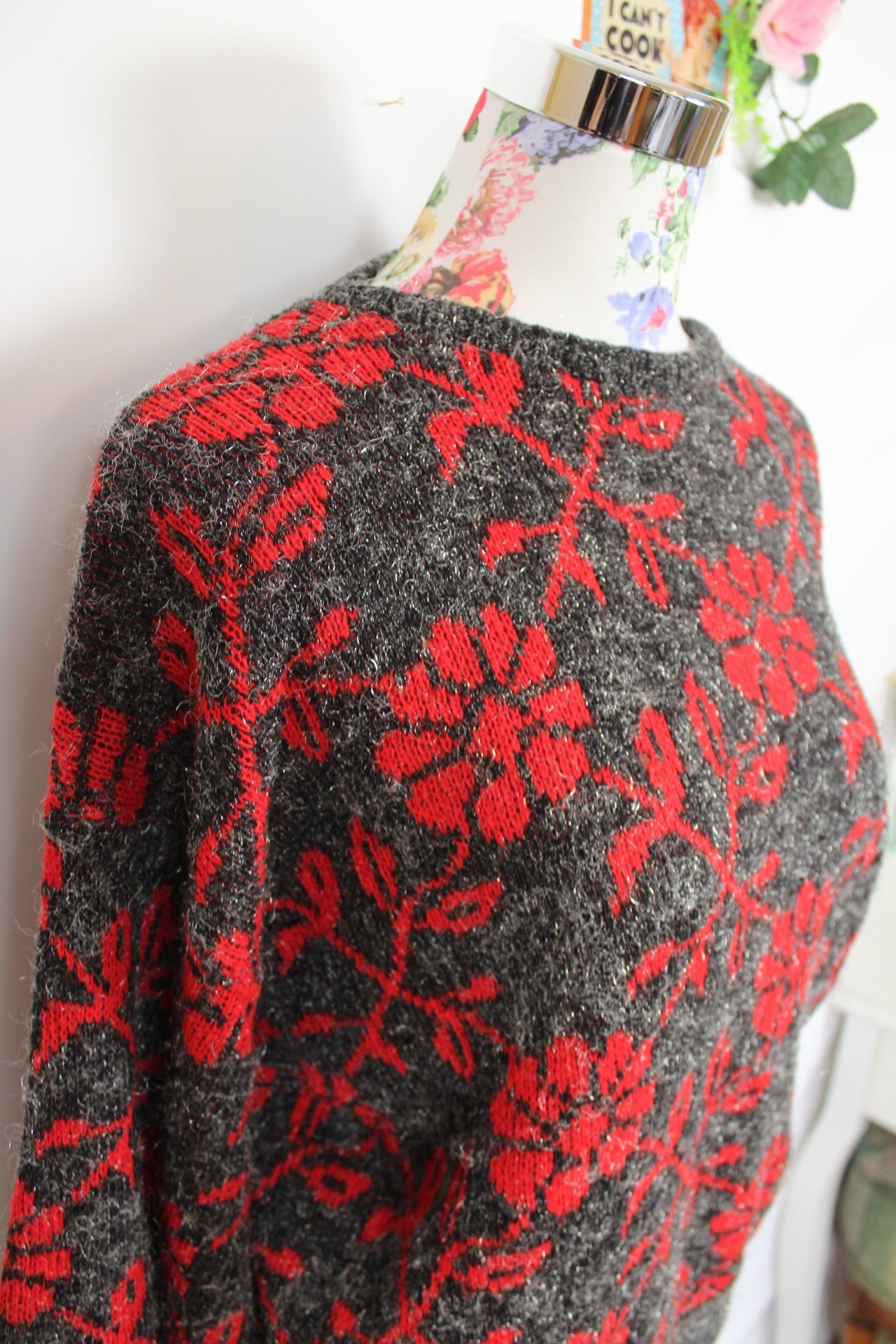 ✨Pull vintage 80's motif floral rouge & fil argenté - manches chauve-souris✨