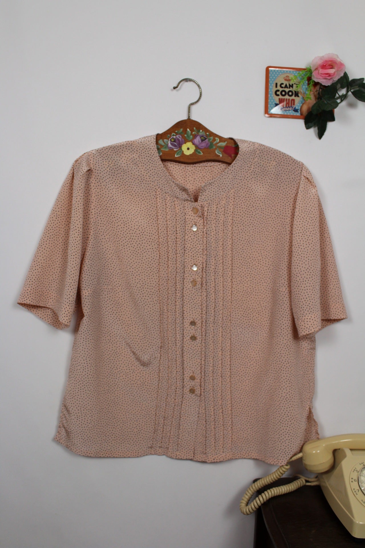 🌸🍒Blouse vintage 80's satinée rose pâle à pois marines style pin-up/rockabilly - T.42/44🍒🌸