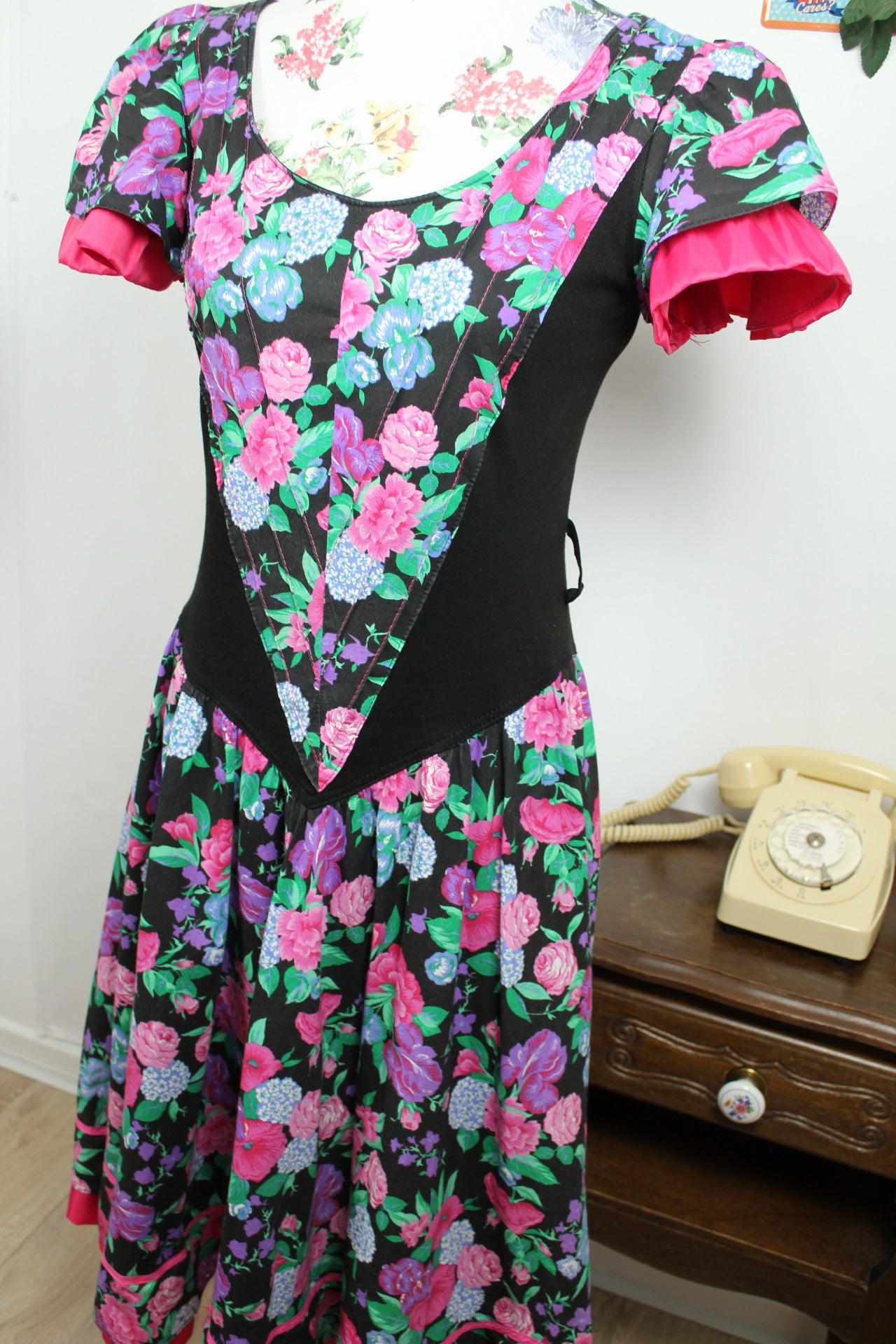 🌸🍒Robe vintage 80s plastron corset fleurie bohème romantique folk jupe évasée - Taille 36/38🍒🌸