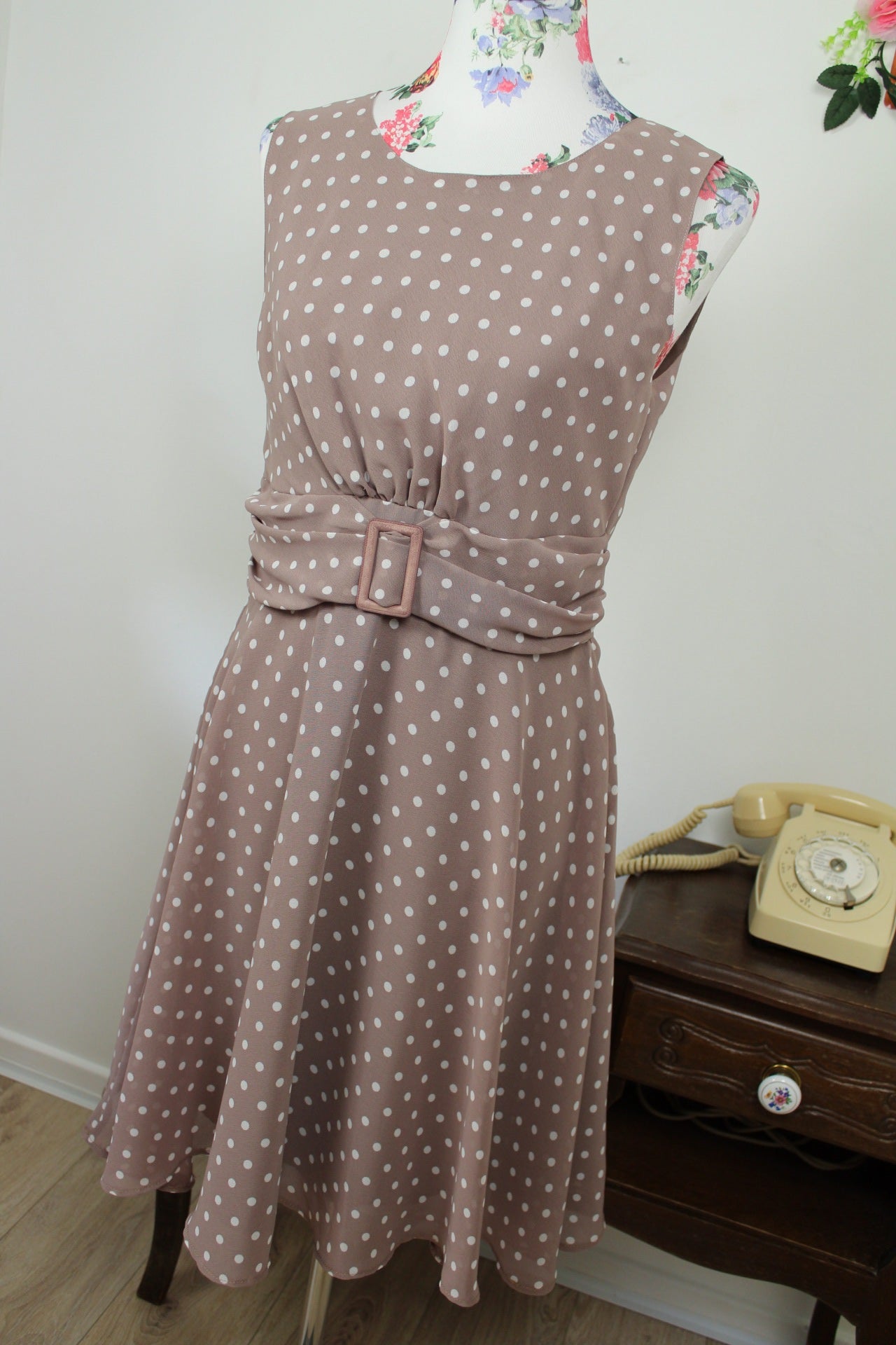 🌸🍒Robe vintage 80/90's à pois style pin-up avec ceinture intégrée - Taille 38🍒🌸
