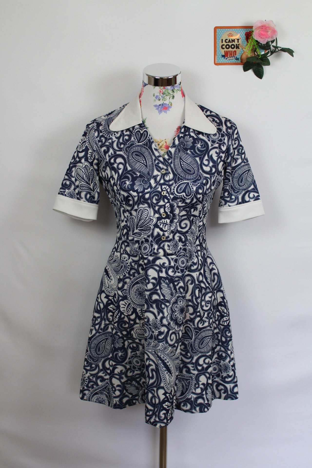 🌸Robe vintage navy fleurie baroque 70's - made in France🍒