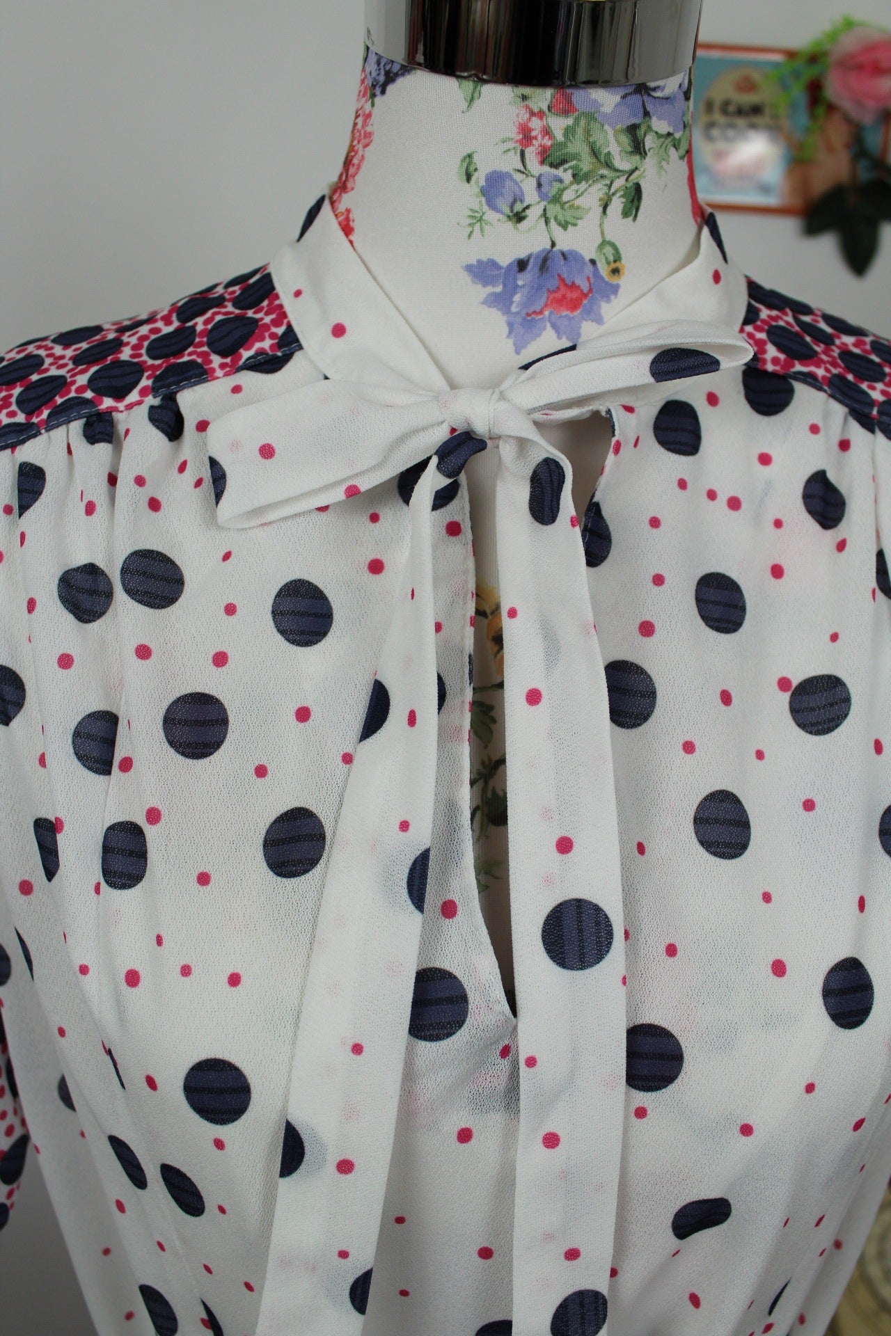 🌸🍒Robe vintage 70/80's col lavallière pois graphiques avec effet dégradé - Taille 40 - petit 42🍒🌸