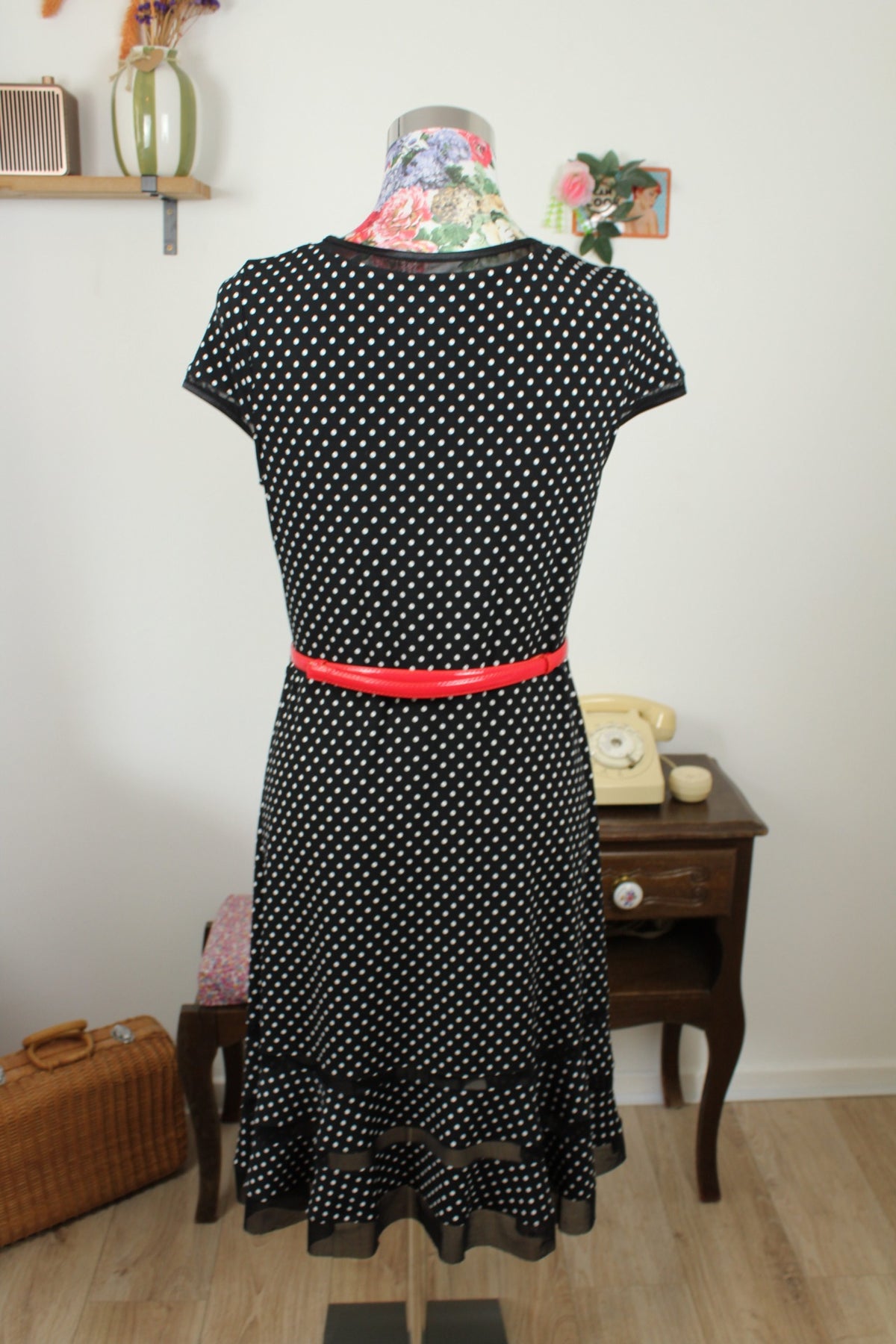 🌸🍒Robe vintage années 90 noire à pois - style pin-up & volants ajourés - Joseph Ribkoff - Taille 36/38🍒🌸