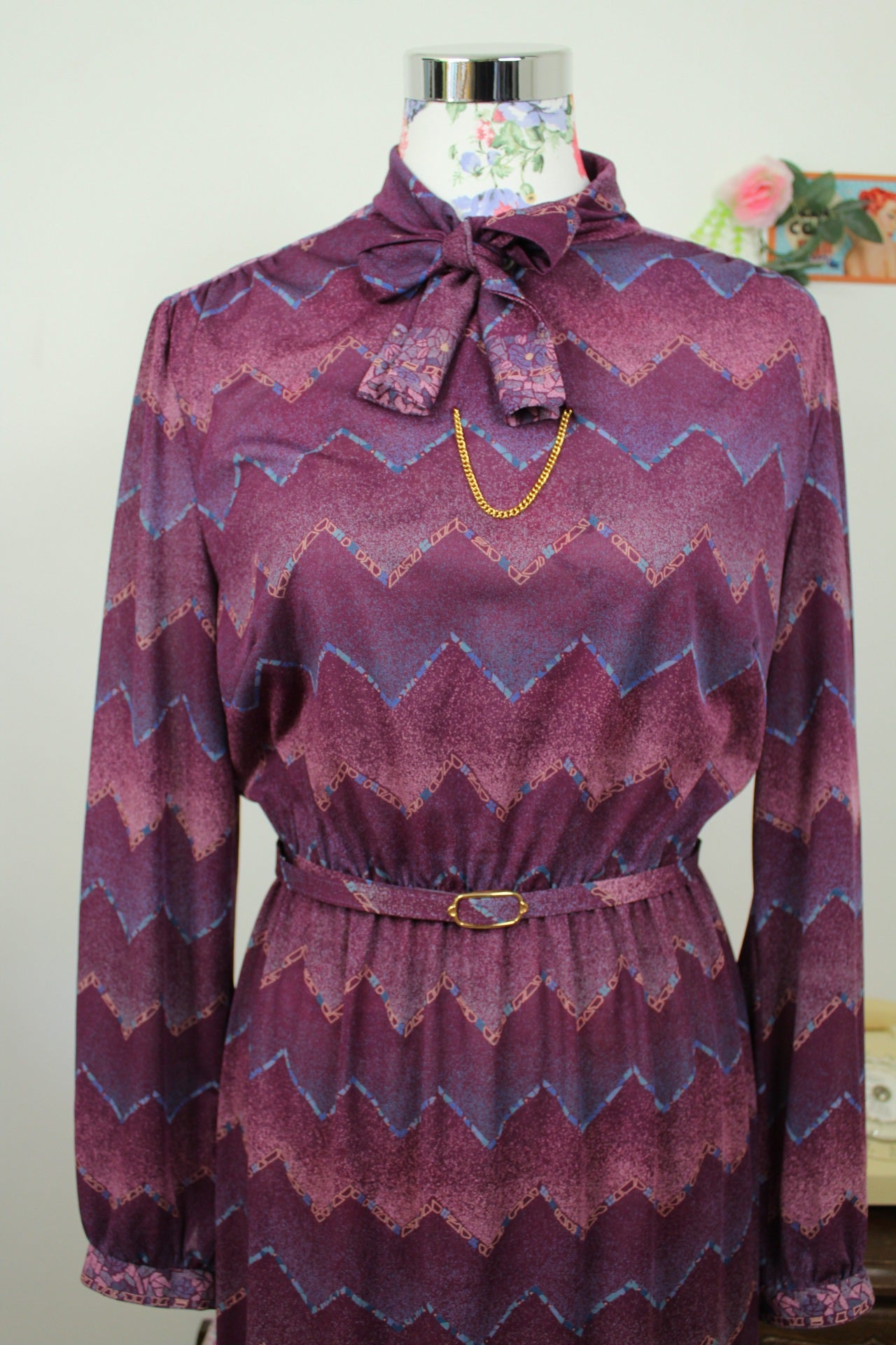 🌸🍒Robe vintage 70/80's violette zig zag preppy chic col lavallière - Taille 38/40🍒🌸