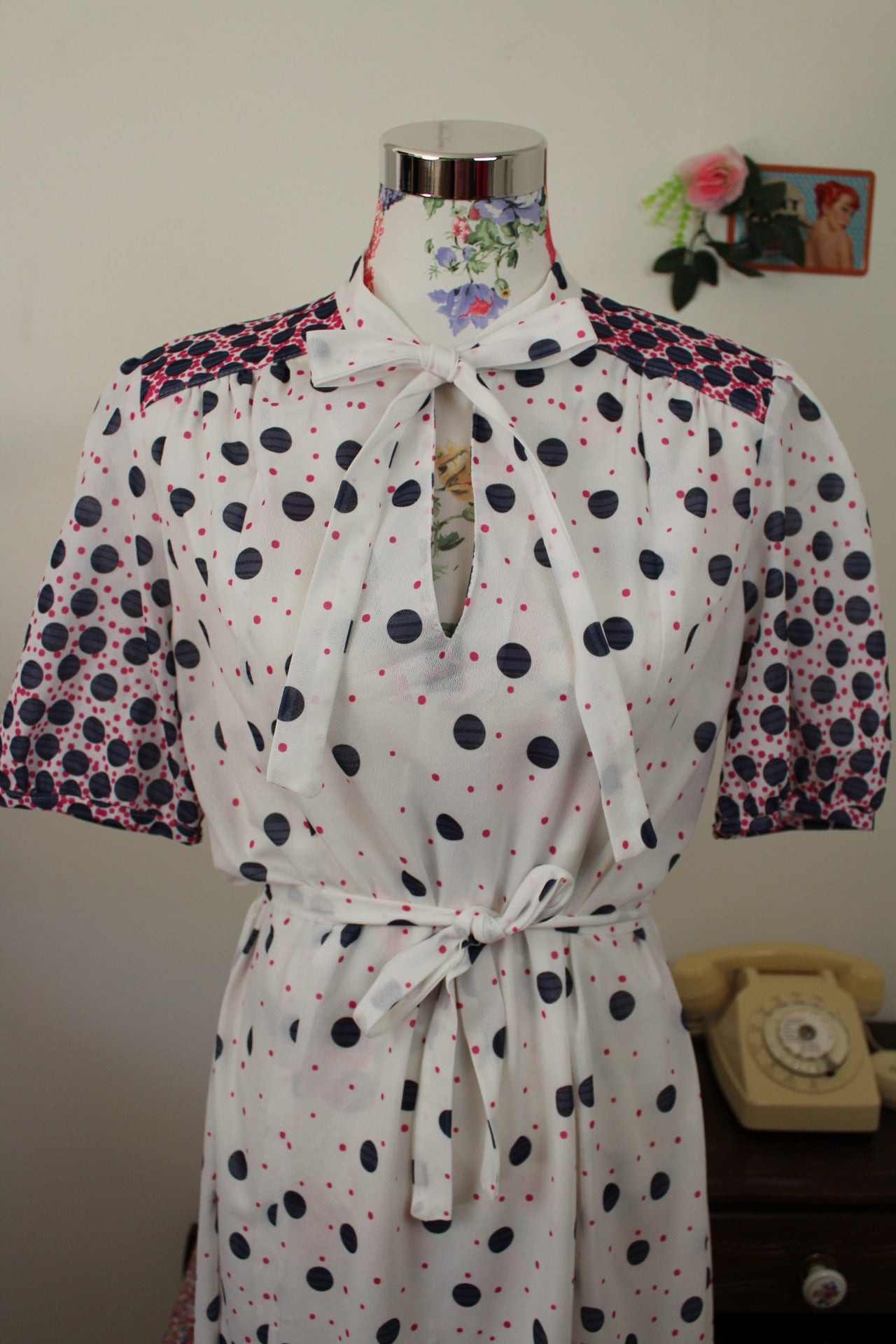 🌸🍒Robe vintage 70/80's col lavallière pois graphiques avec effet dégradé - Taille 40 - petit 42🍒🌸